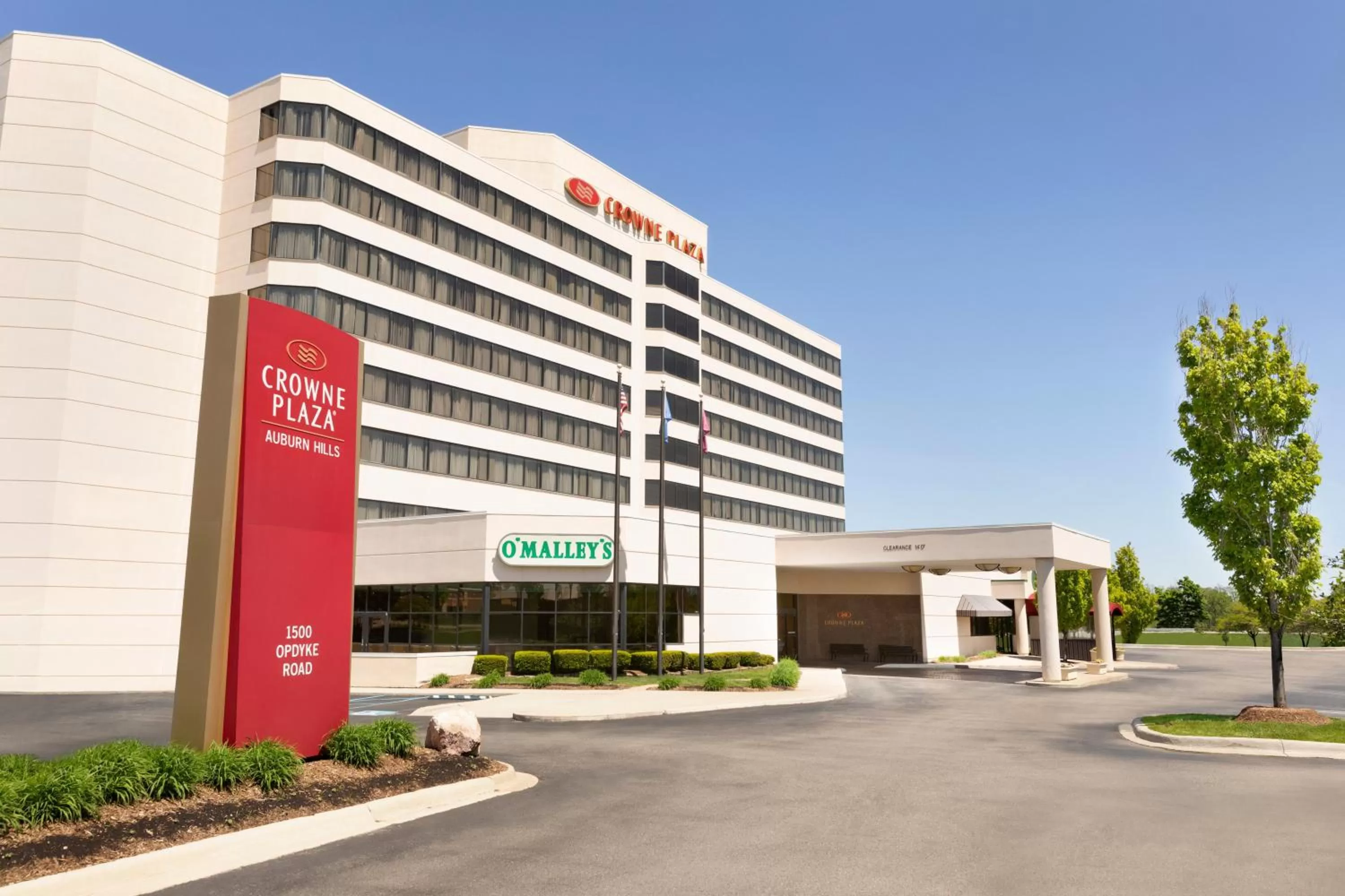 Crowne Plaza Auburn Hills by IHG