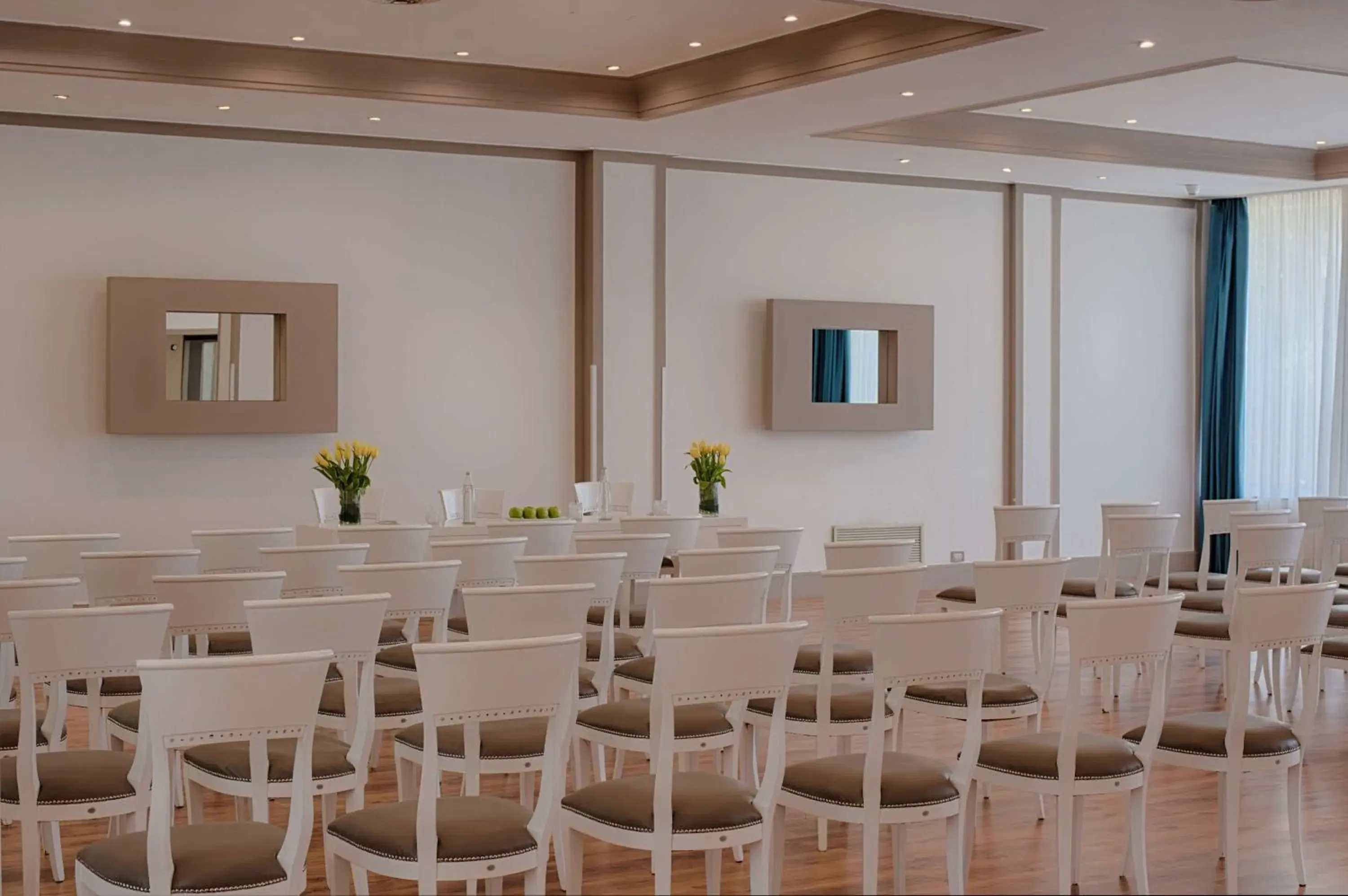 Meeting/conference room in NH Caltagirone Villa San Mauro