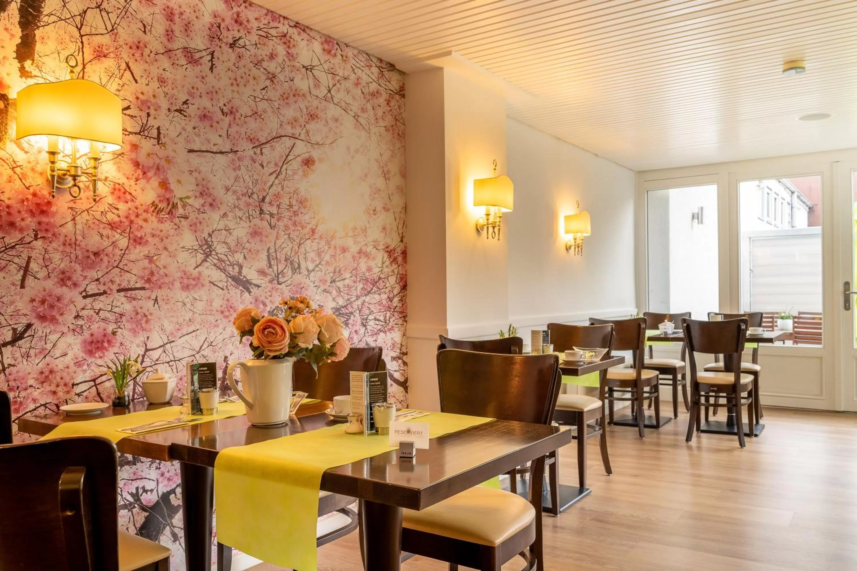 Restaurant/places to eat in Hotel zum Kuhhirten