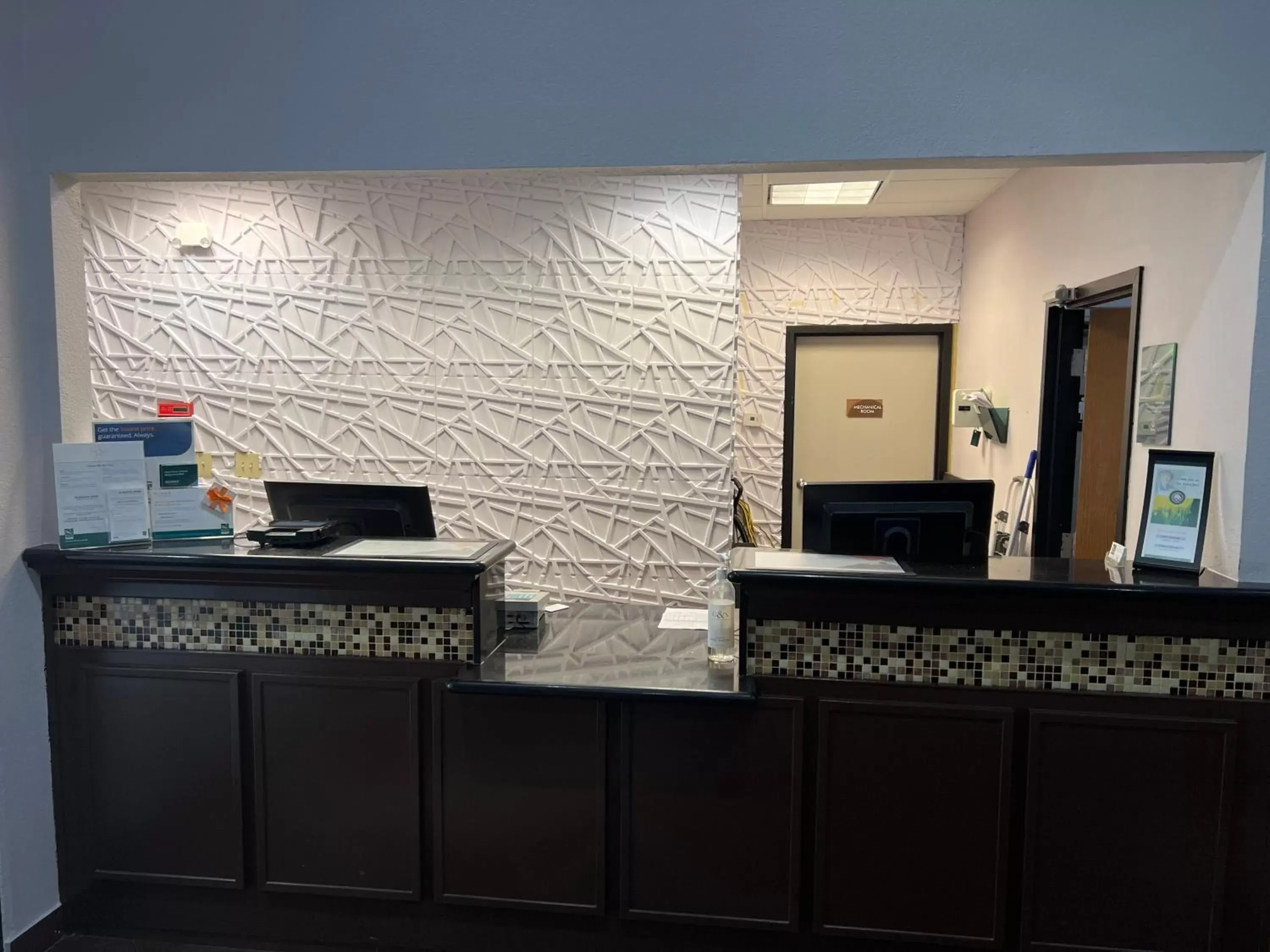 Lobby or reception in Quality Inn & Suites Portsmouth