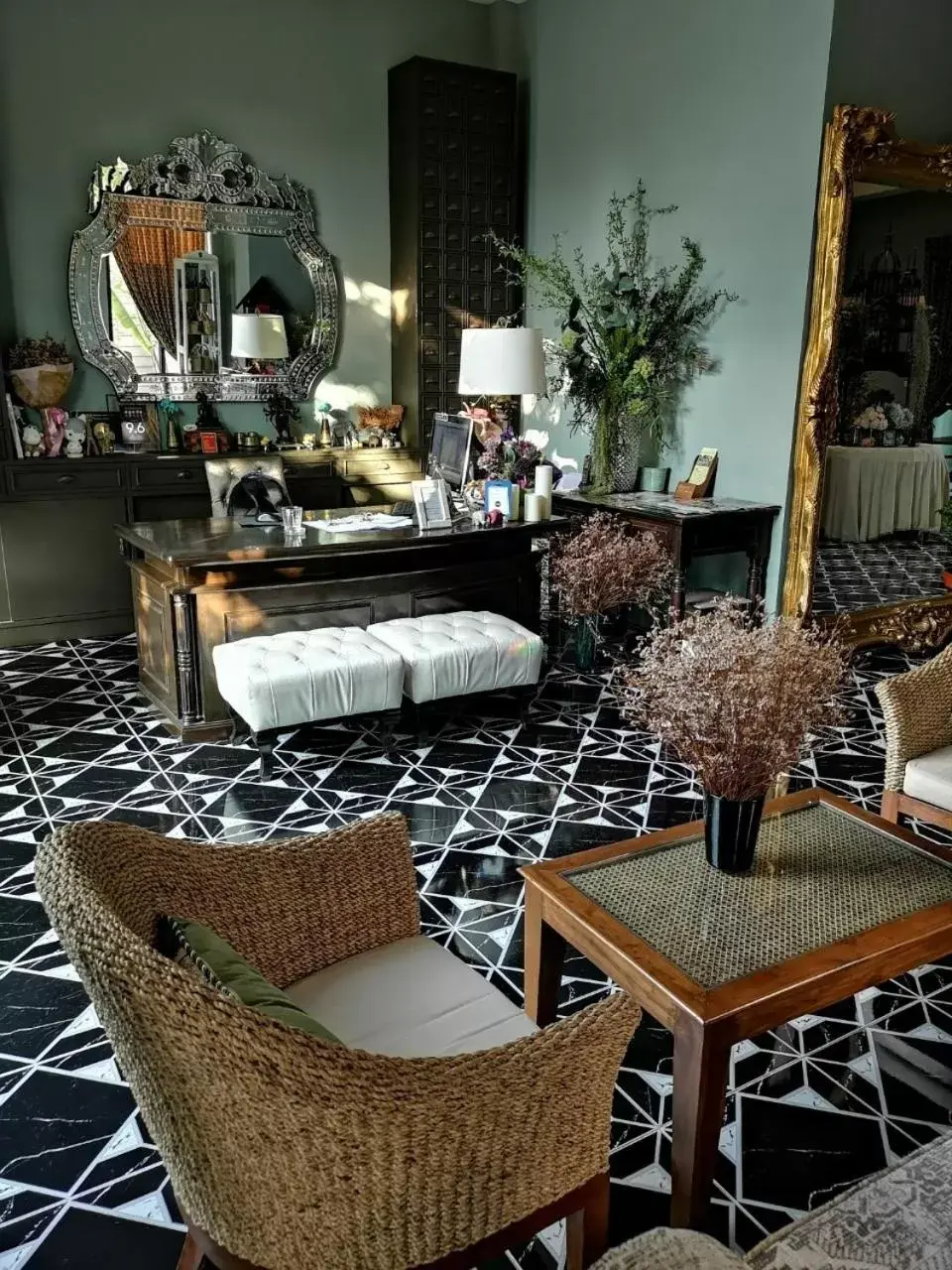 Sri Ngachang Sri Ngachang