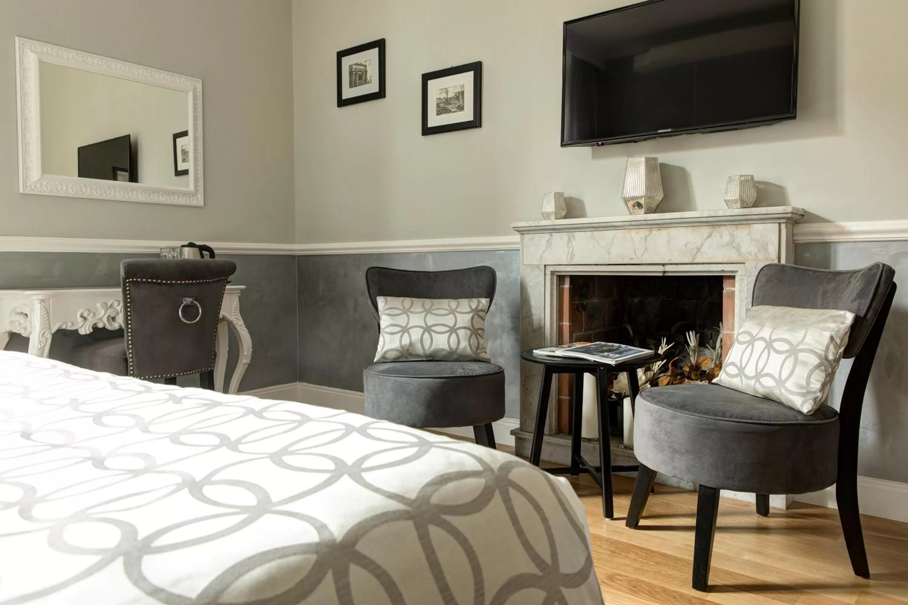 Bedroom, Bed in Relais de l'Opera