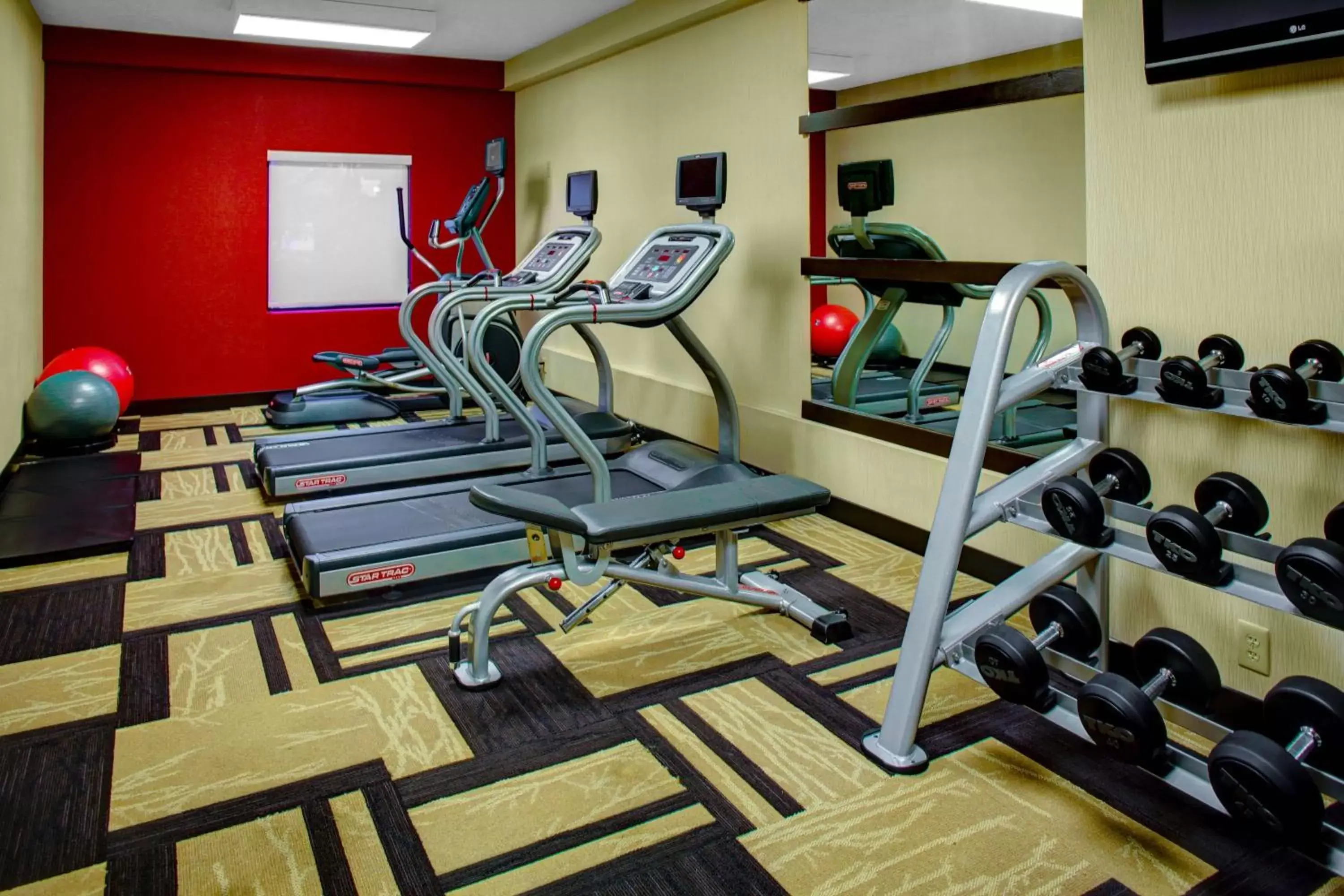 Fitness centre/facilities, Fitness Center/Facilities in Courtyard by Marriott New Bern