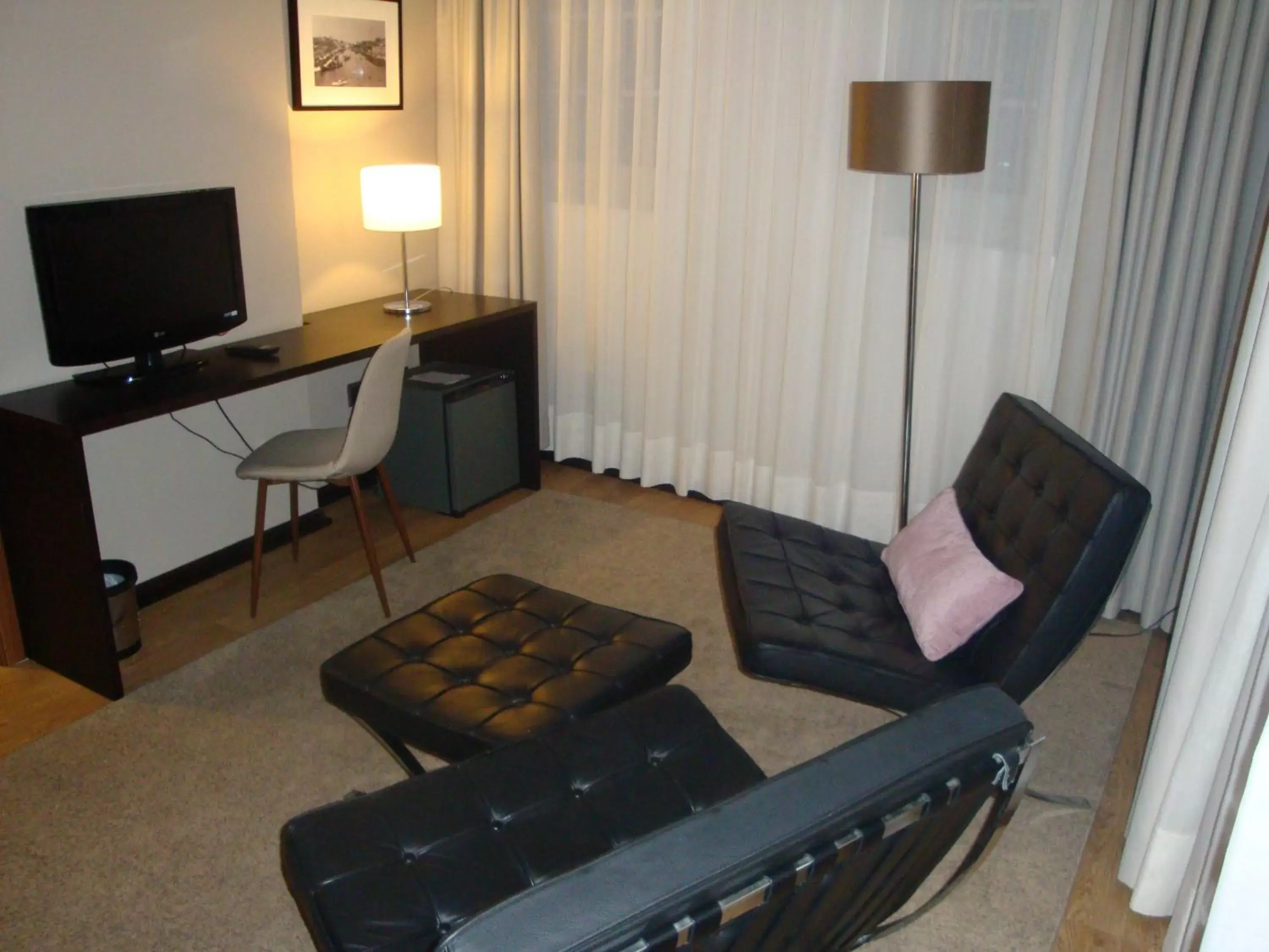 TV/Entertainment Center in Hotel Aveiro Palace