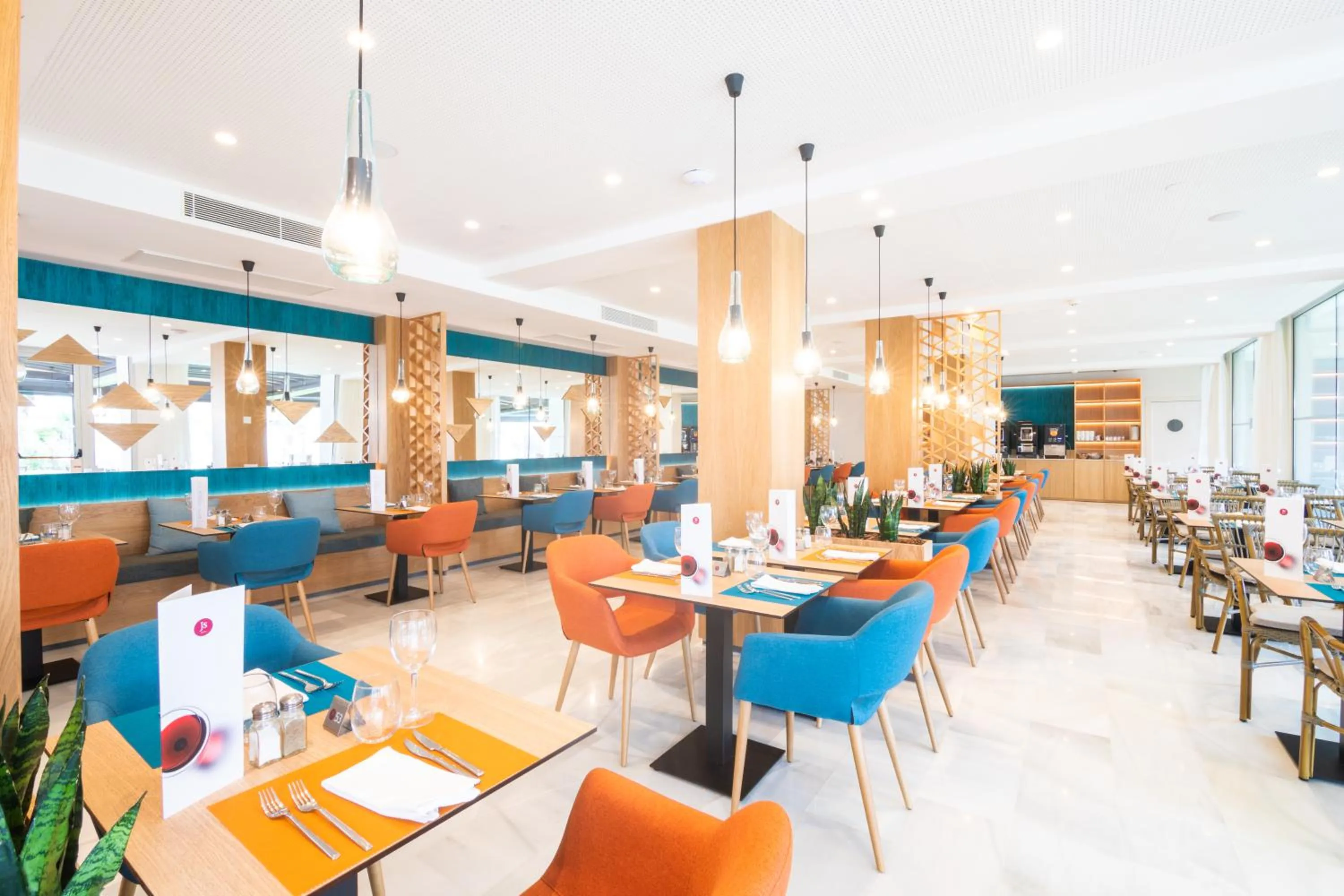 Restaurant/places to eat in JS Yate