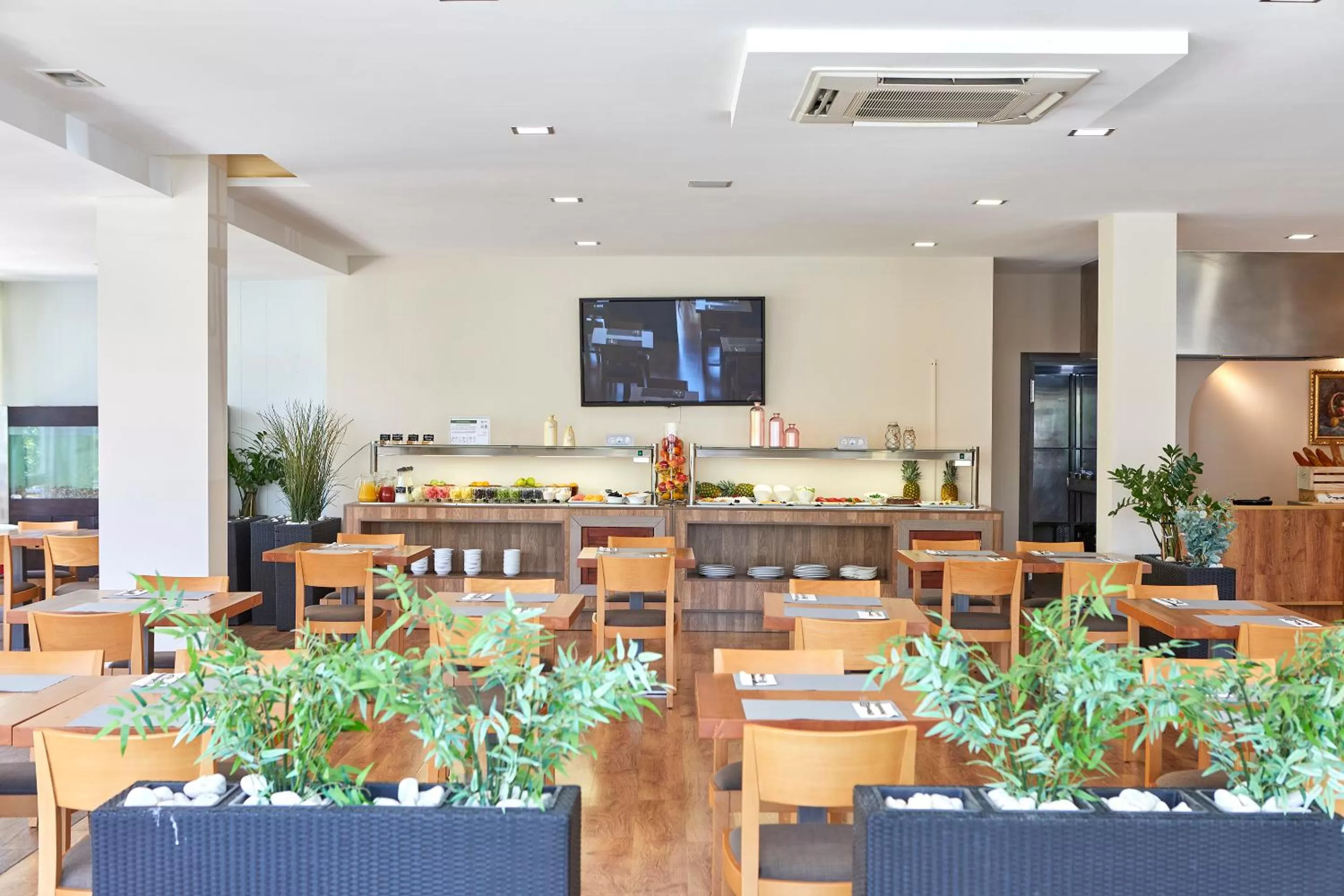 Continental breakfast in Nura Santa Ponsa & Spa