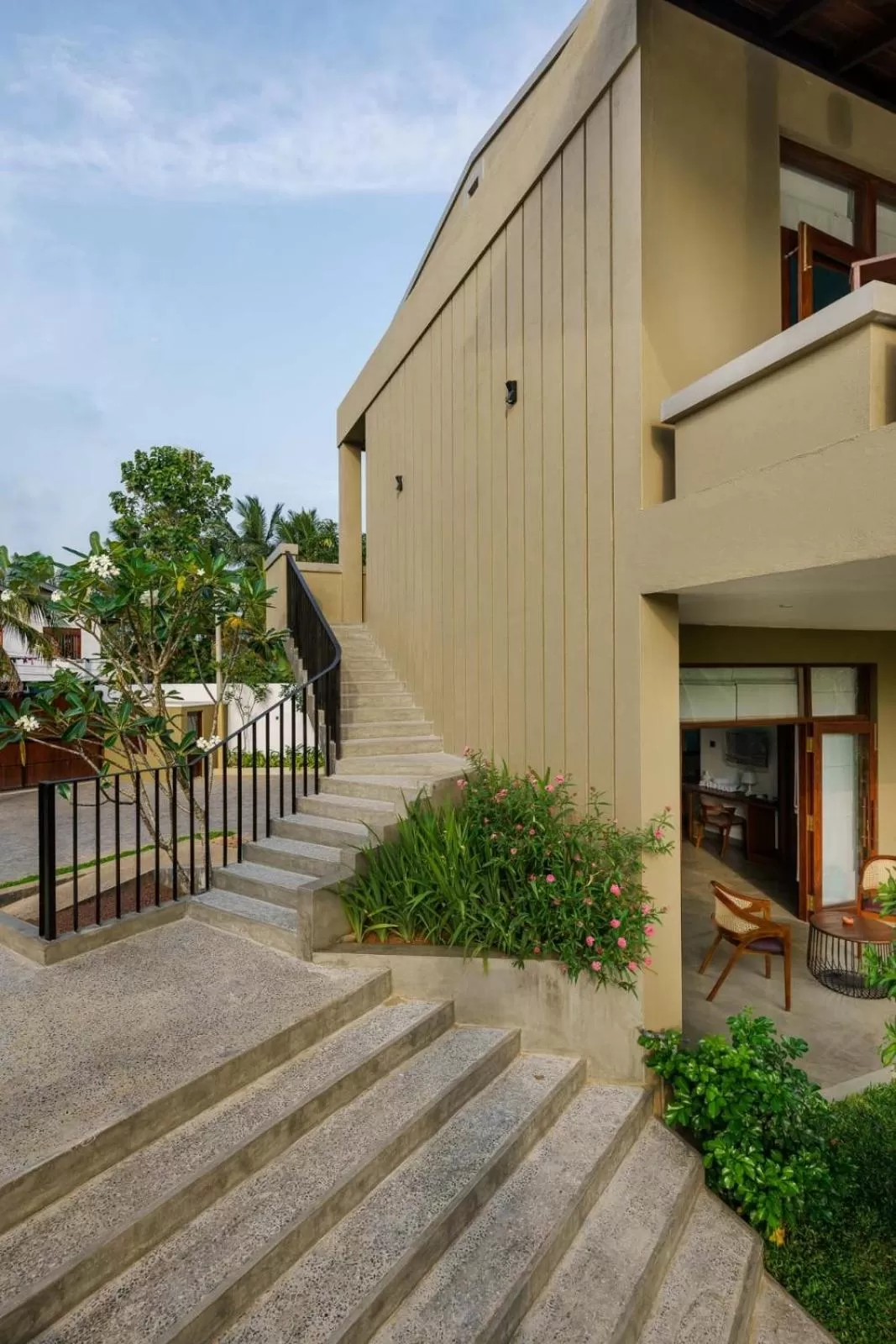 Property building in Kiss Blossom