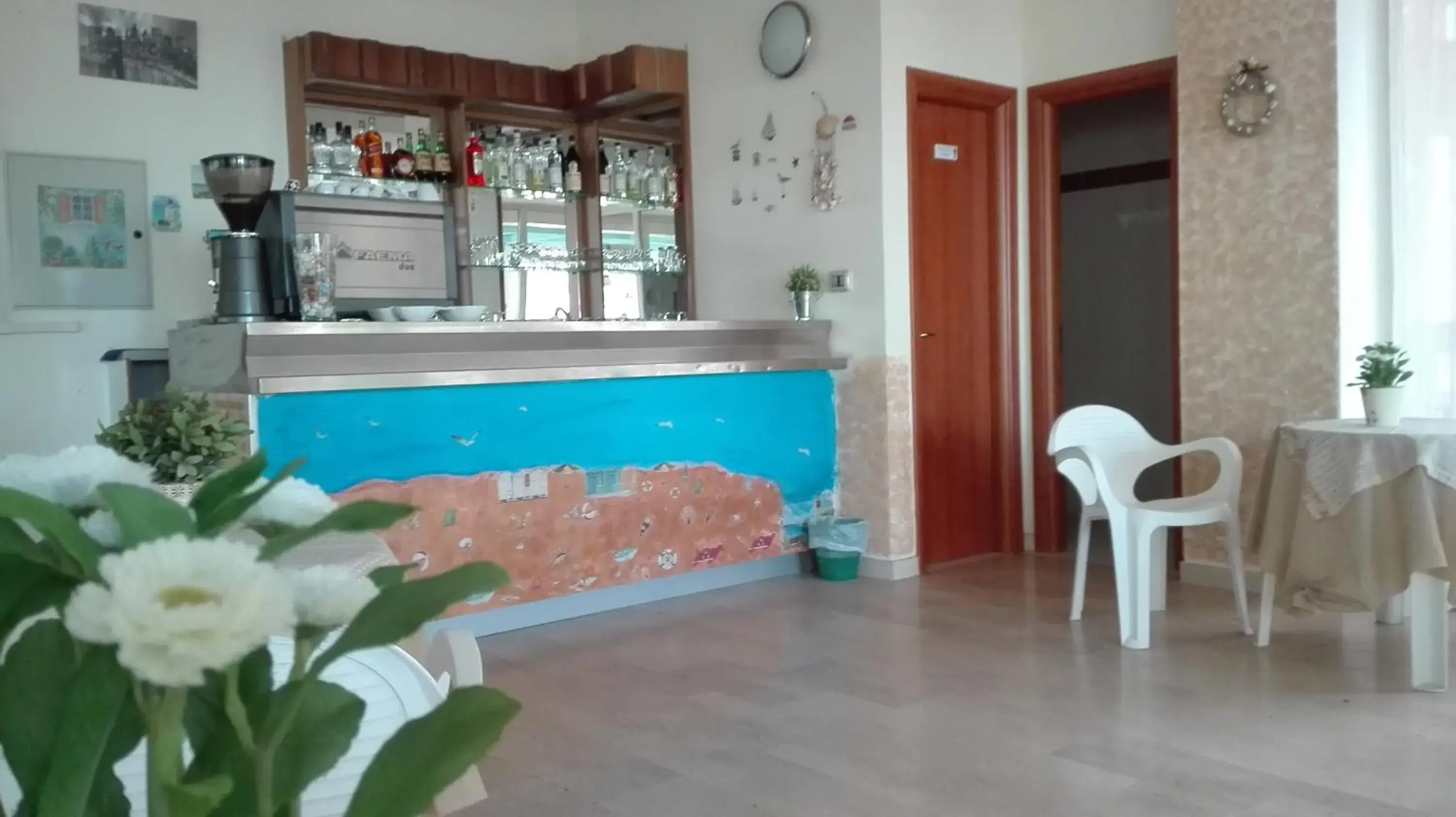 Lounge or bar, Swimming Pool in Hotel Galles Rimini