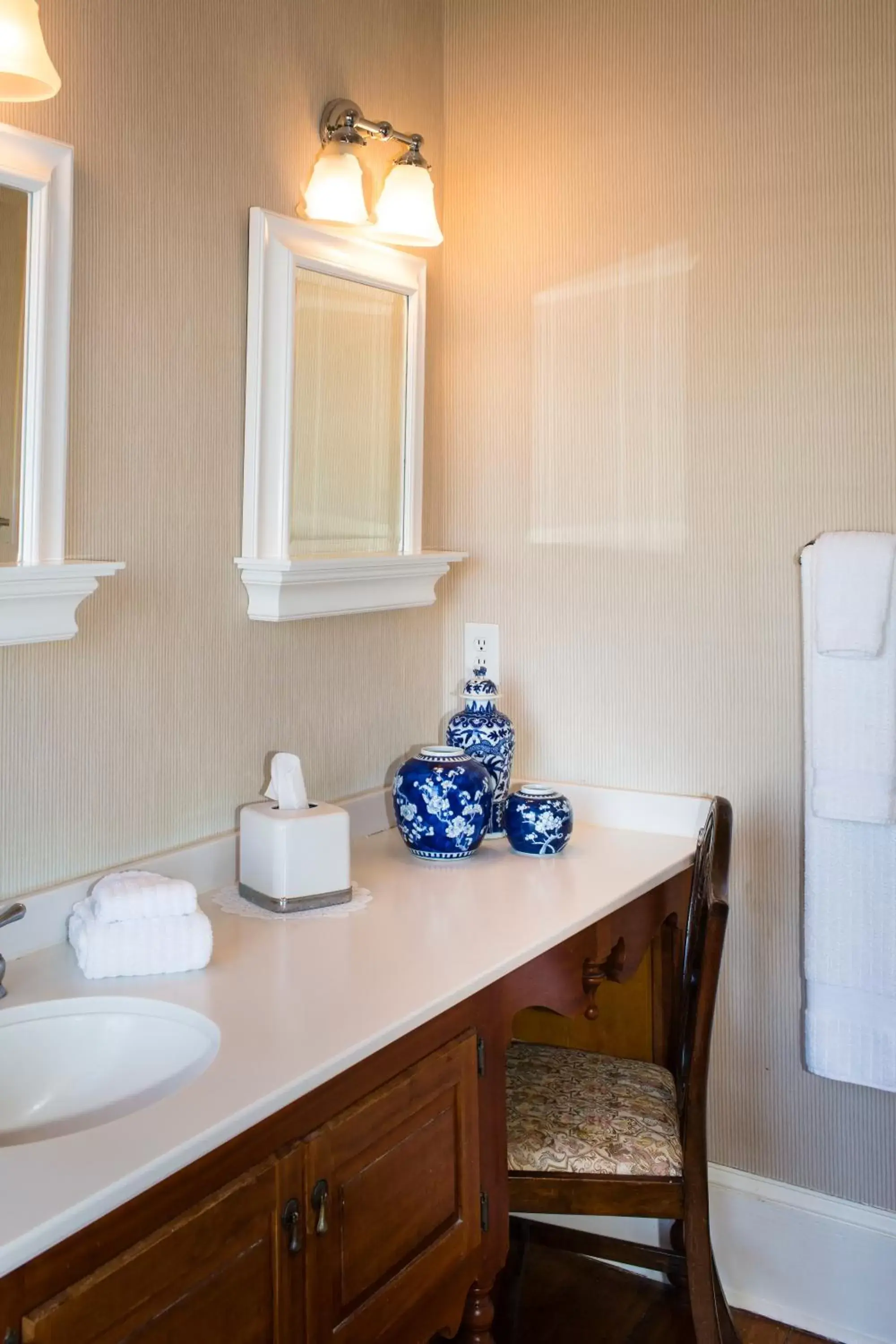 Bathroom in The Gastonian, Historic Inns of Savannah Collection