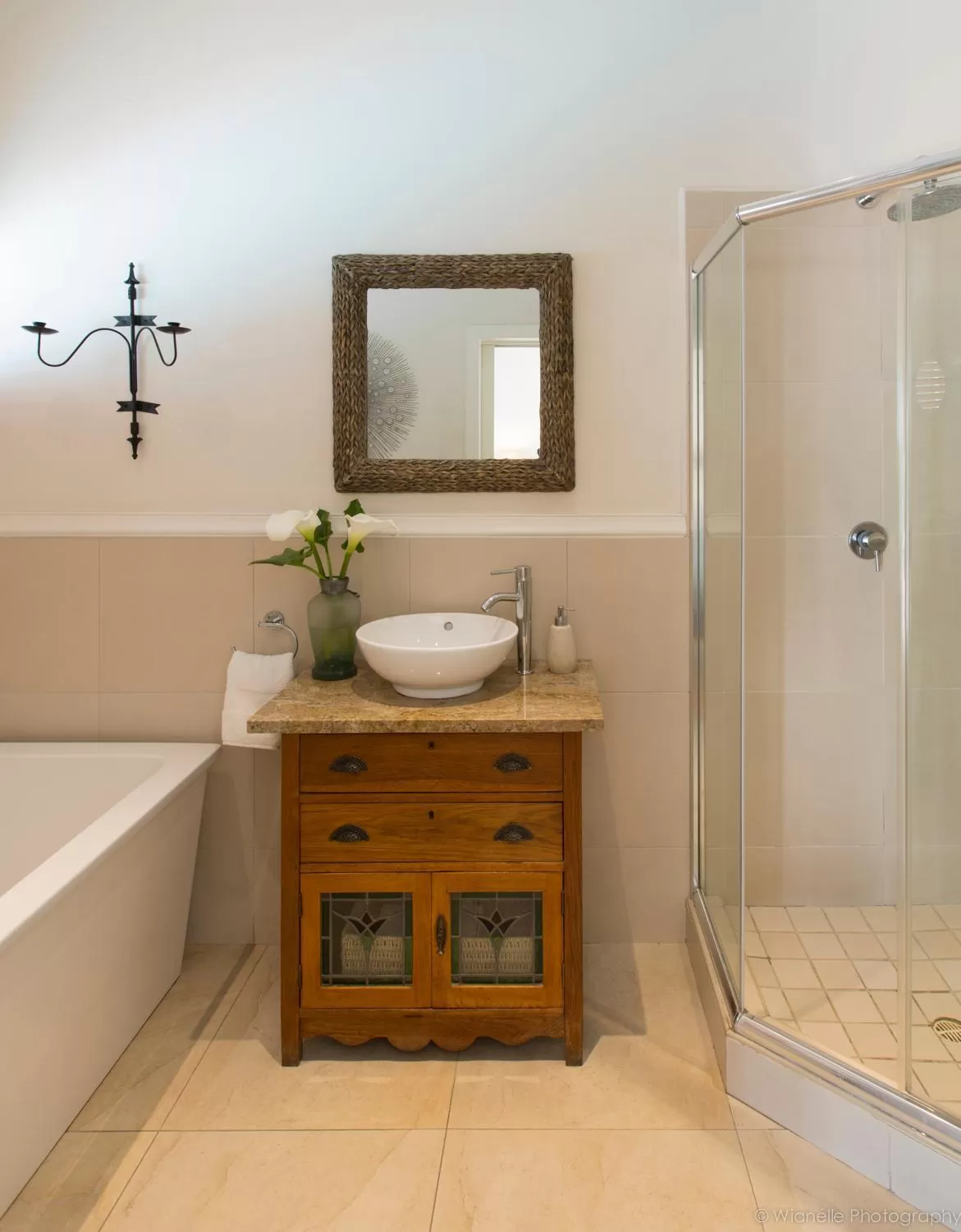 Bathroom in Carslogie House
