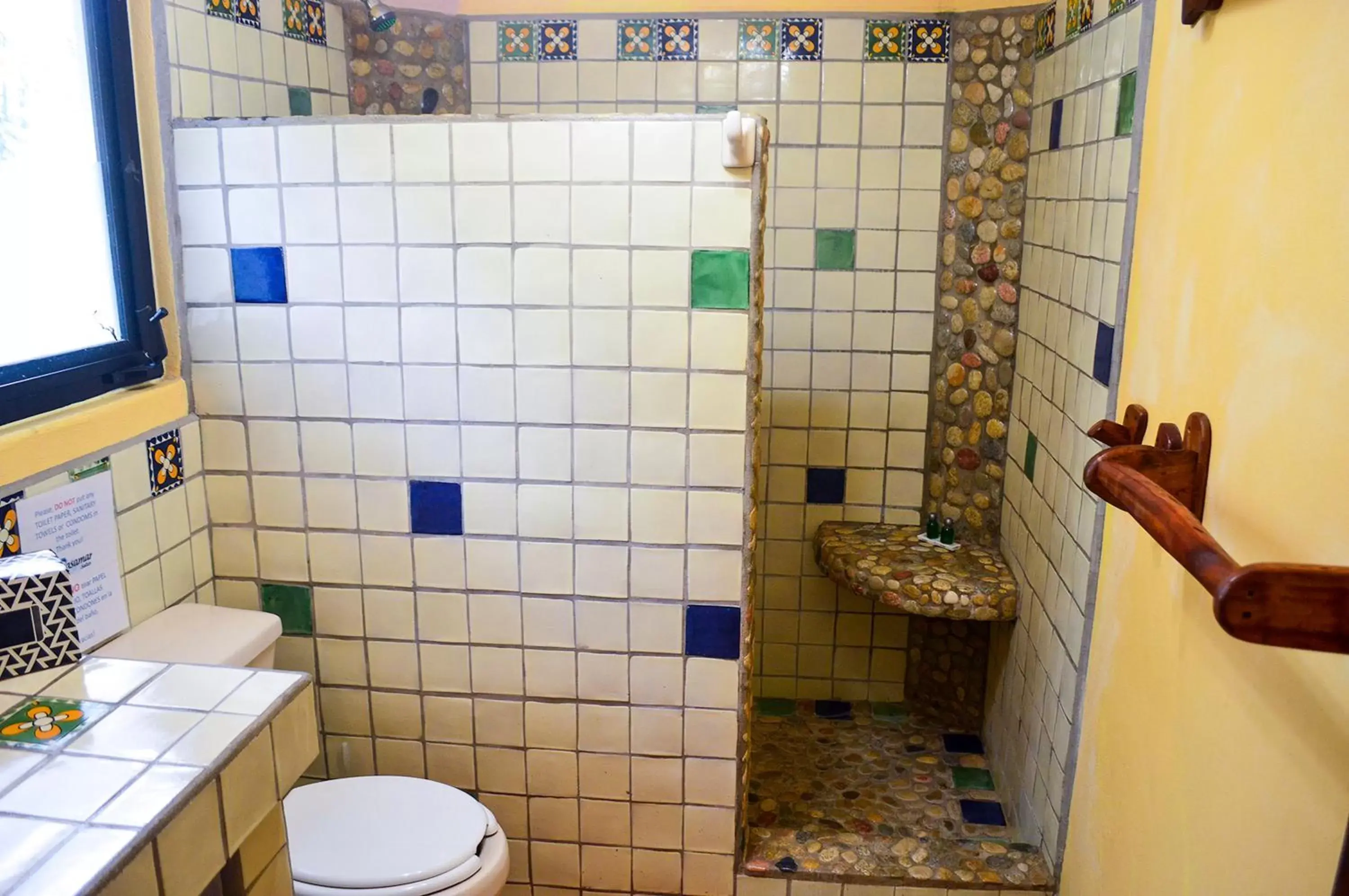 Bathroom in Hotel Casamar Suites