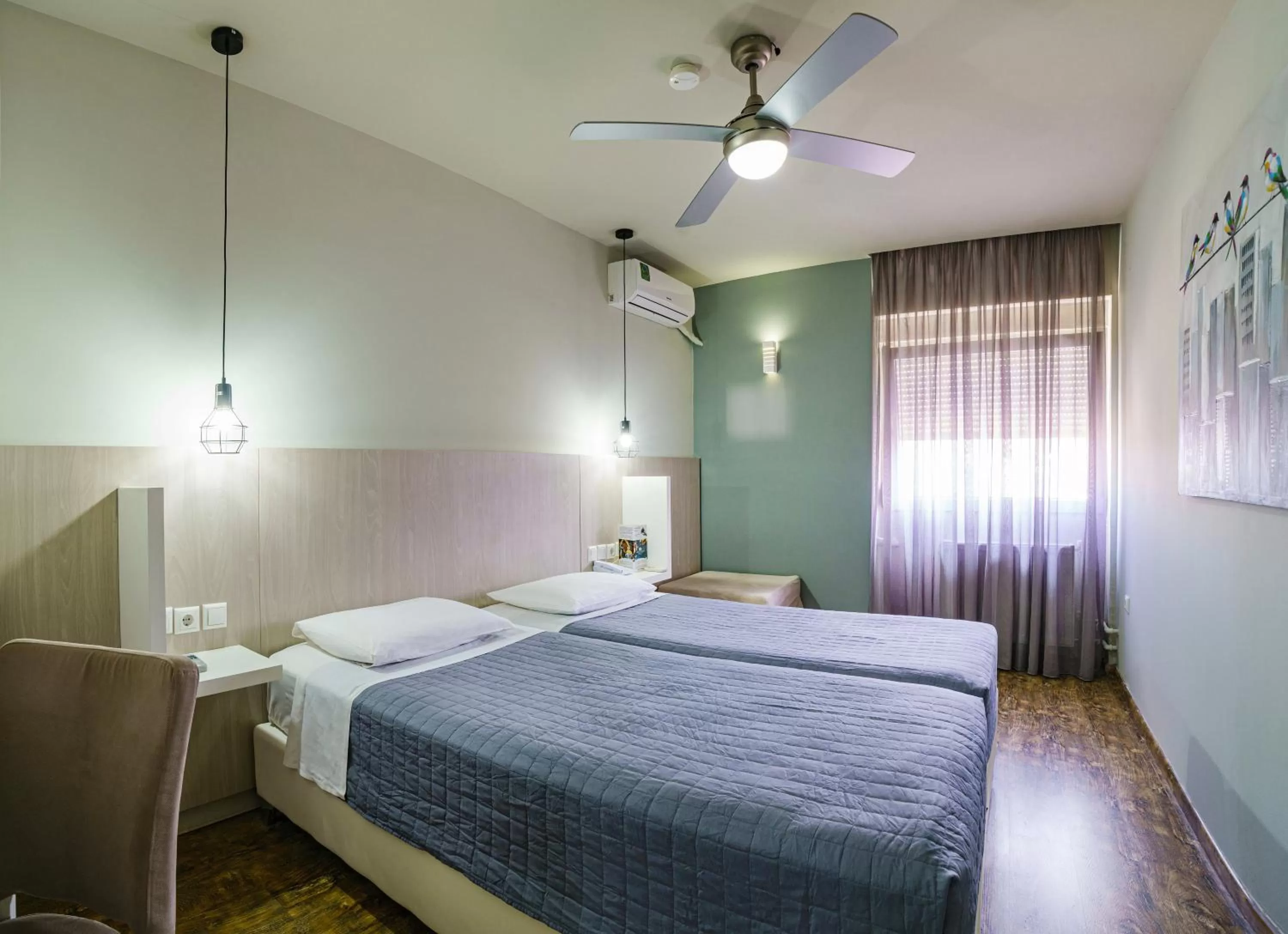 Bedroom, Bed in Capsis Hotel Thessaloniki