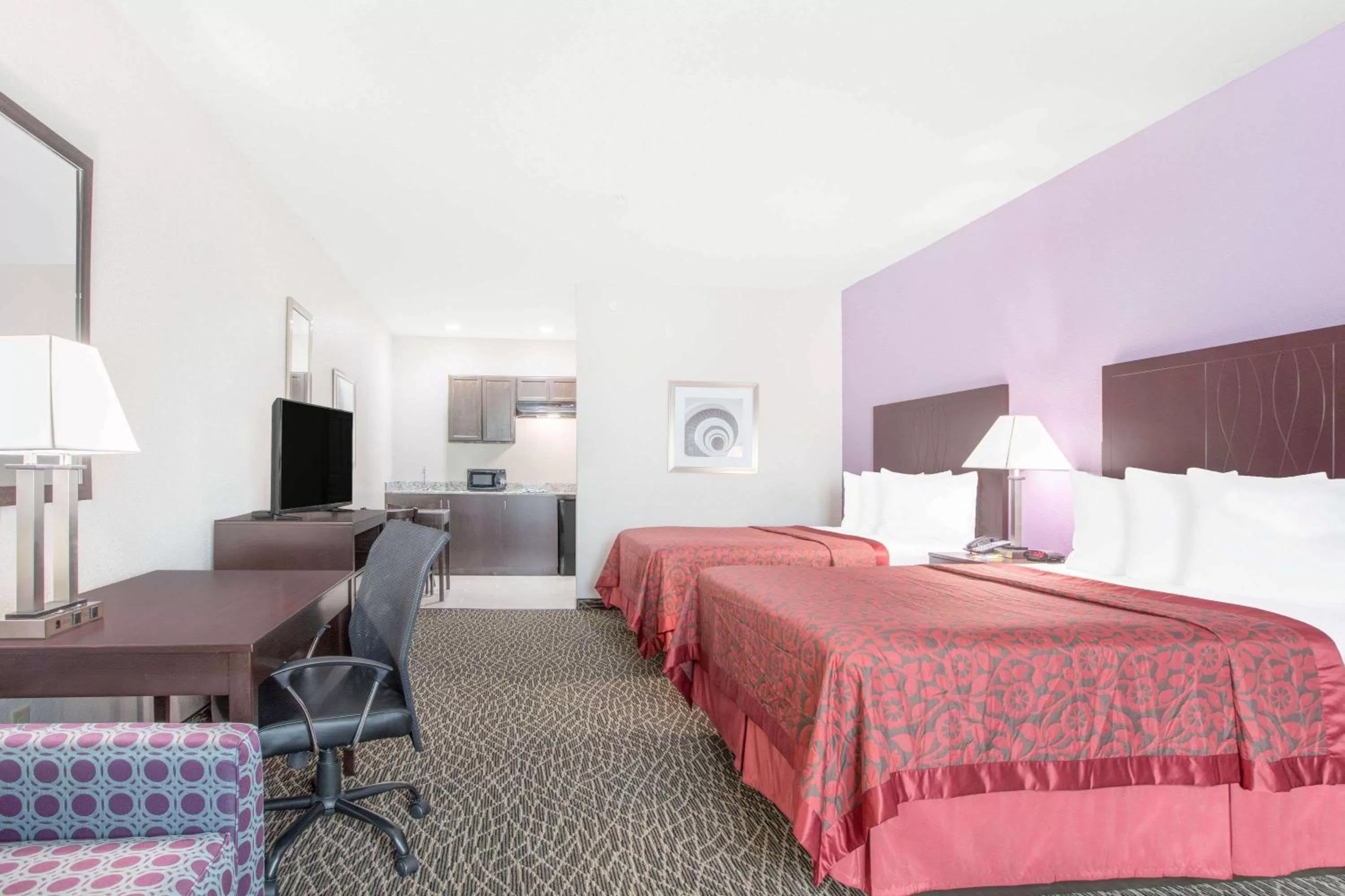 Photo of the whole room, Bed in Days Inn by Wyndham Bryan