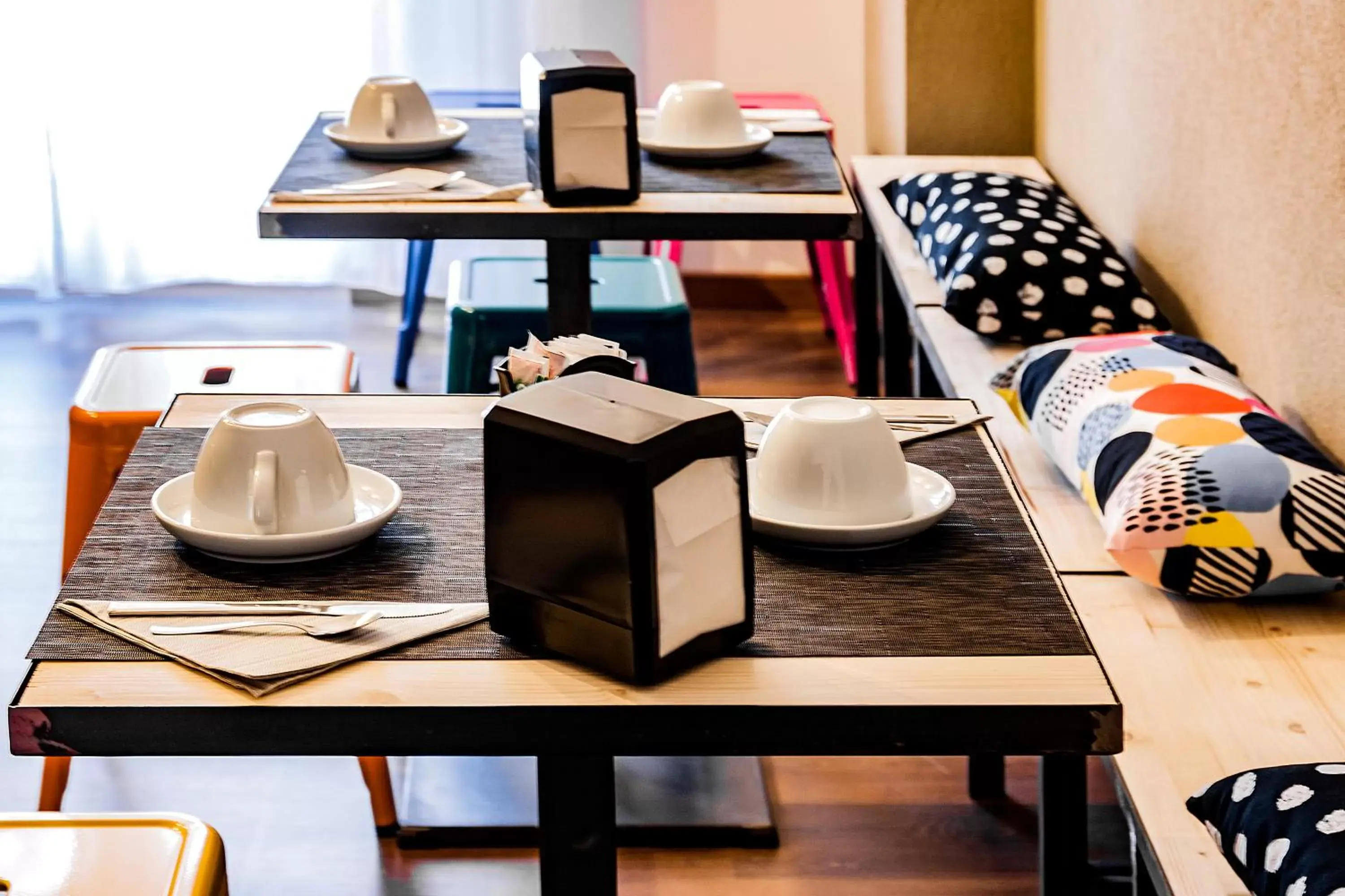 Coffee/tea facilities in TRAVEL STATION