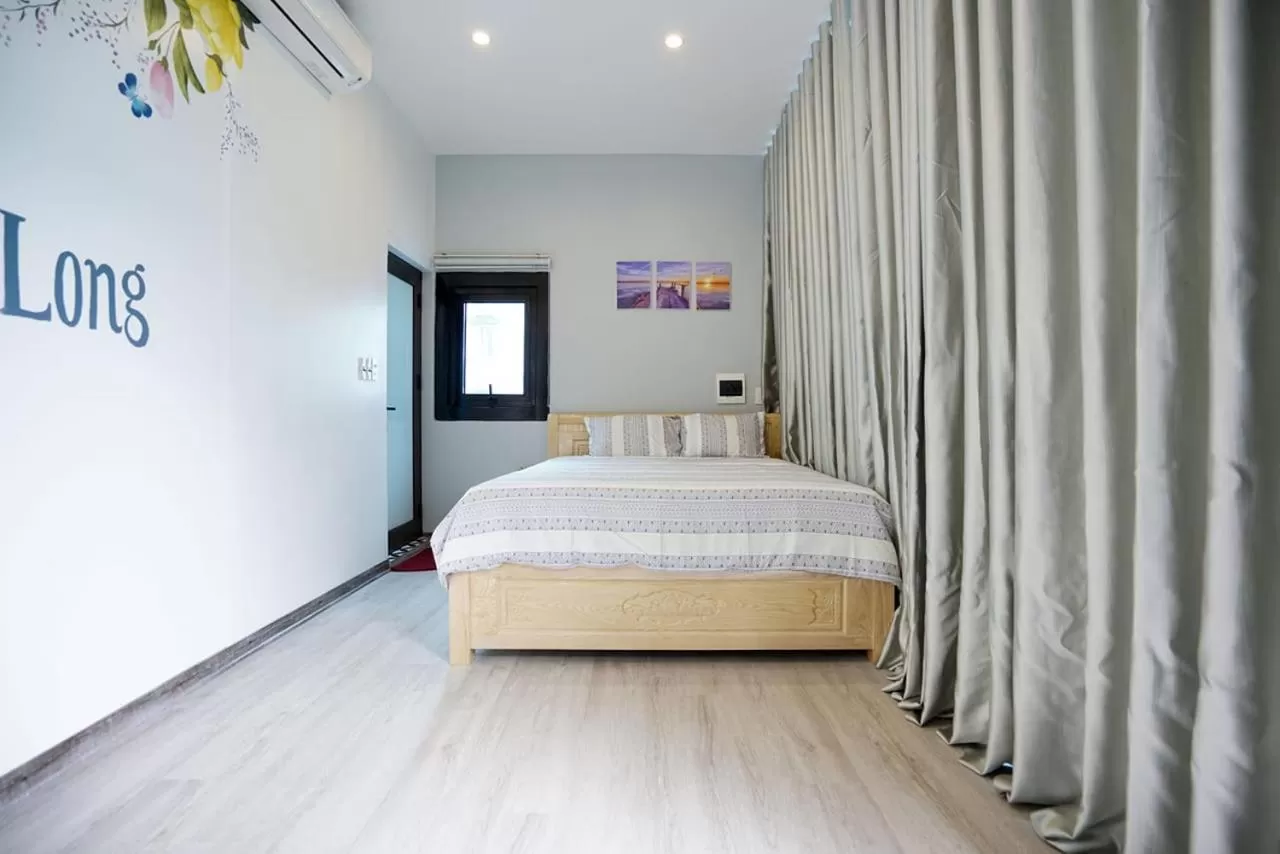 Bedroom, Bed in Almor Hostel With Pool in right center