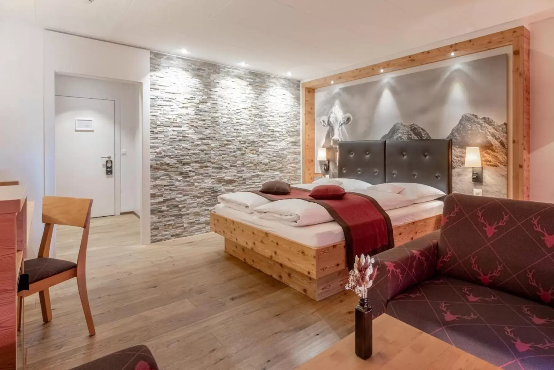 Bed in Blatter's Arosa Hotel & Bella Vista SPA