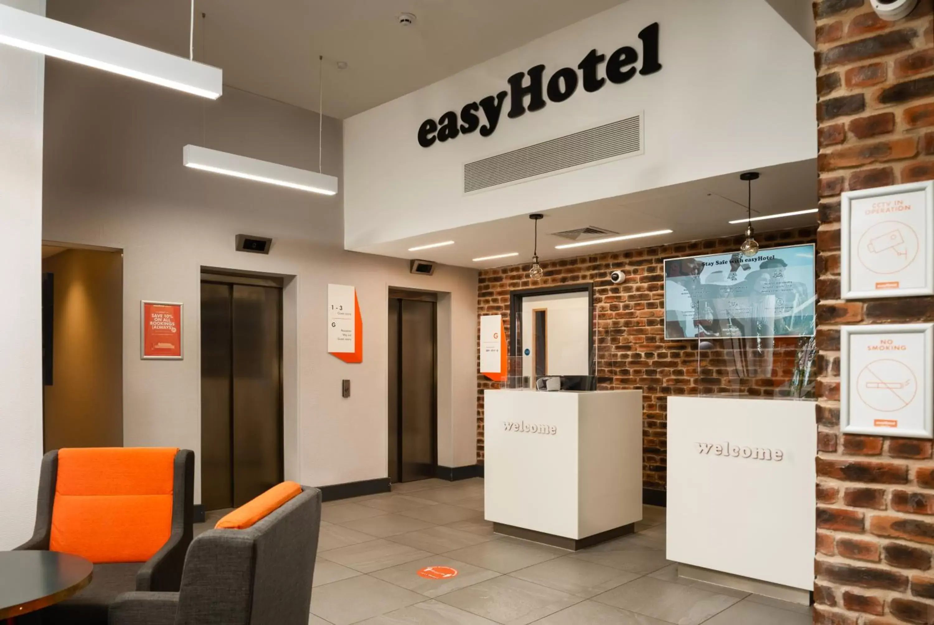 Lobby or reception, Lobby/Reception in easyHotel Milton Keynes