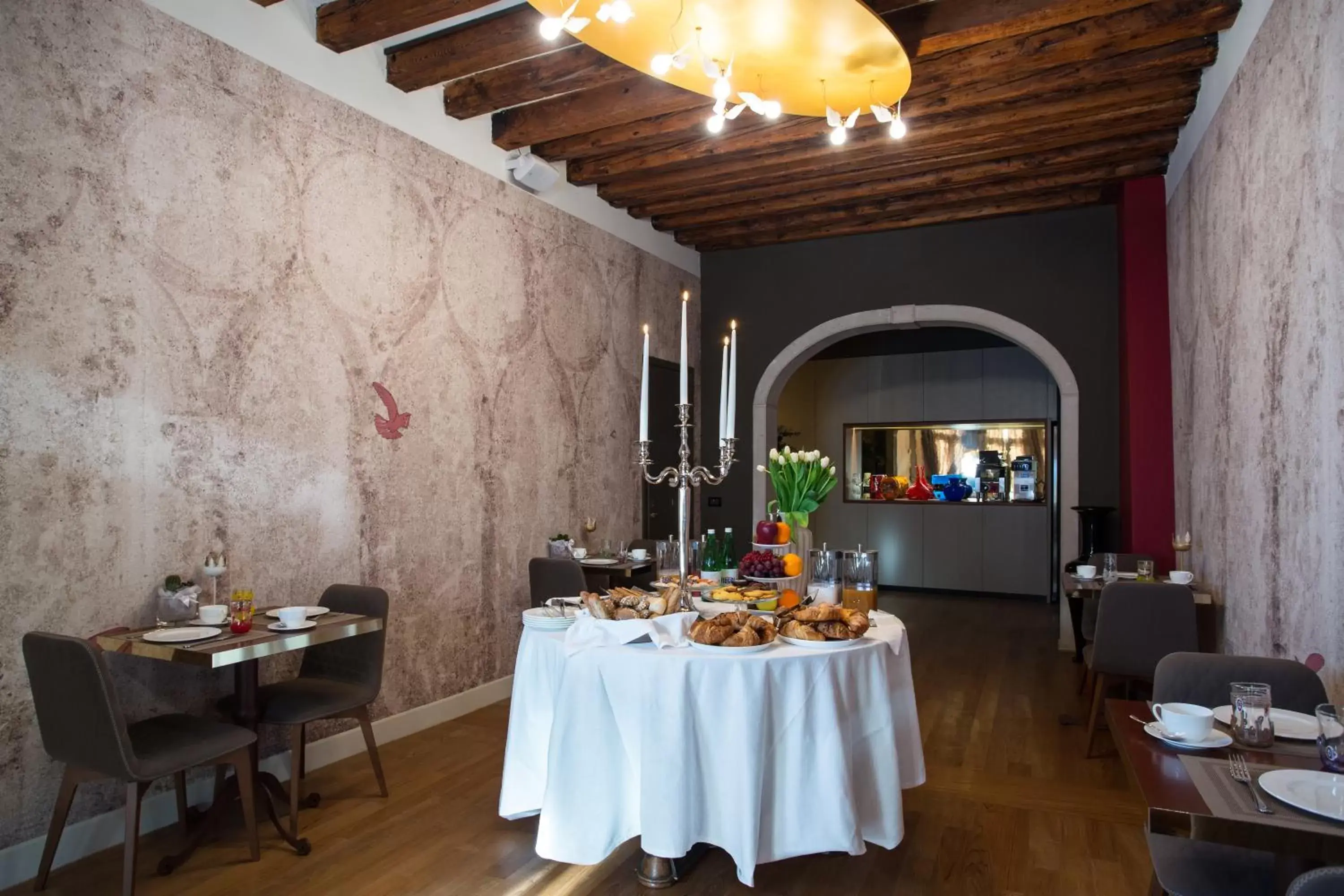 Breakfast, Restaurant/Places to Eat in Riva del Vin BOUTIQUE HOTEL
