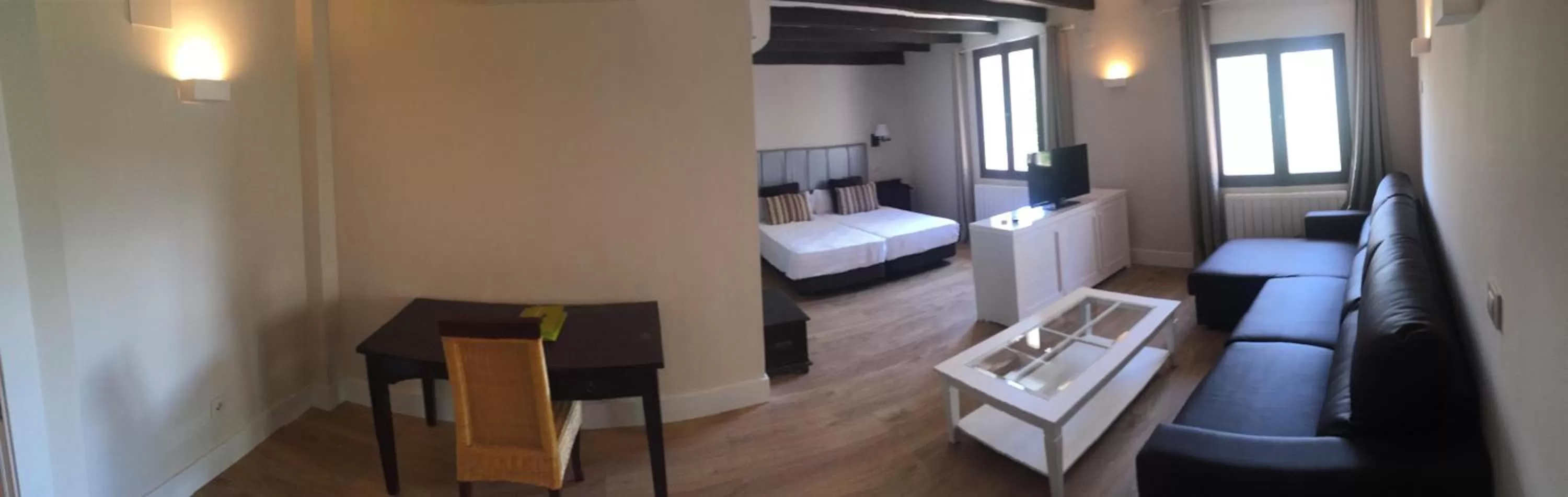 TV and multimedia, Bed in Hotel Resort Cueva del Fraile