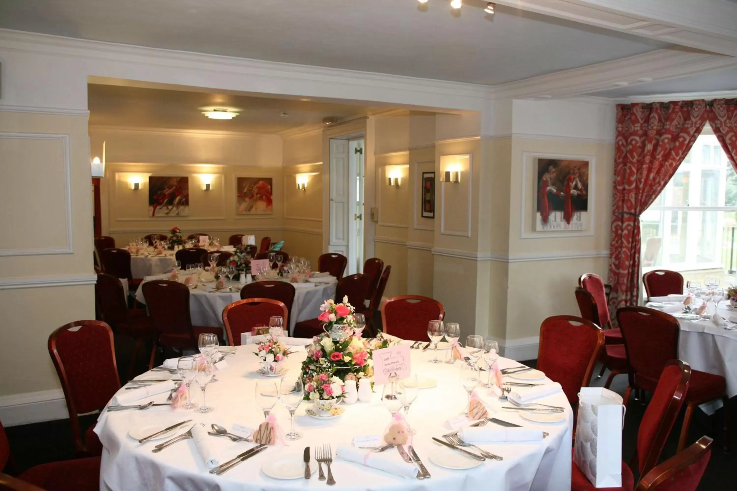 Restaurant/Places to Eat in Best Western Priory Hotel