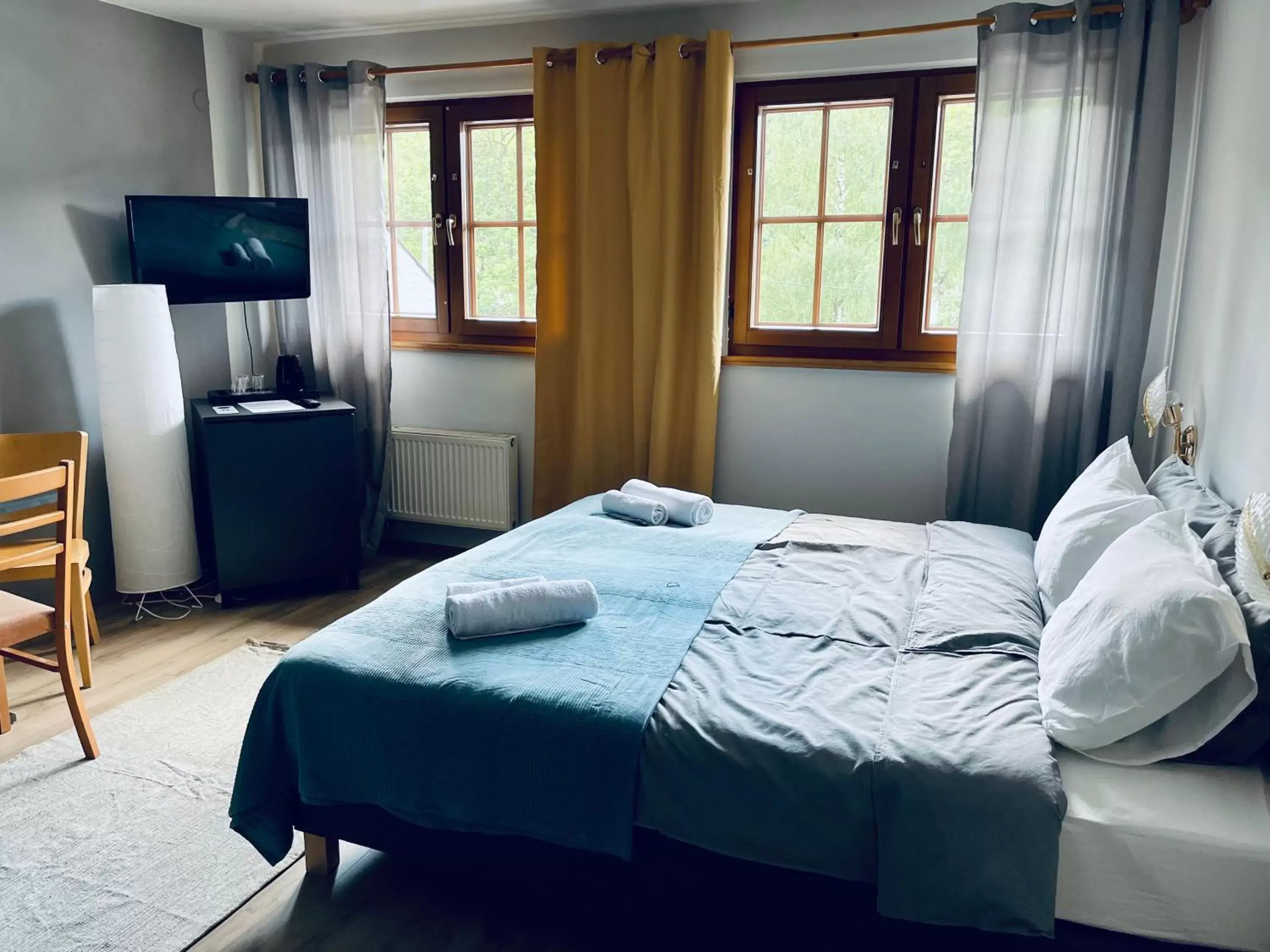 Triple Room with Shower - single occupancy in Skalny Dworek Triple Room with Shower - single occupancy in Skalny Dworek