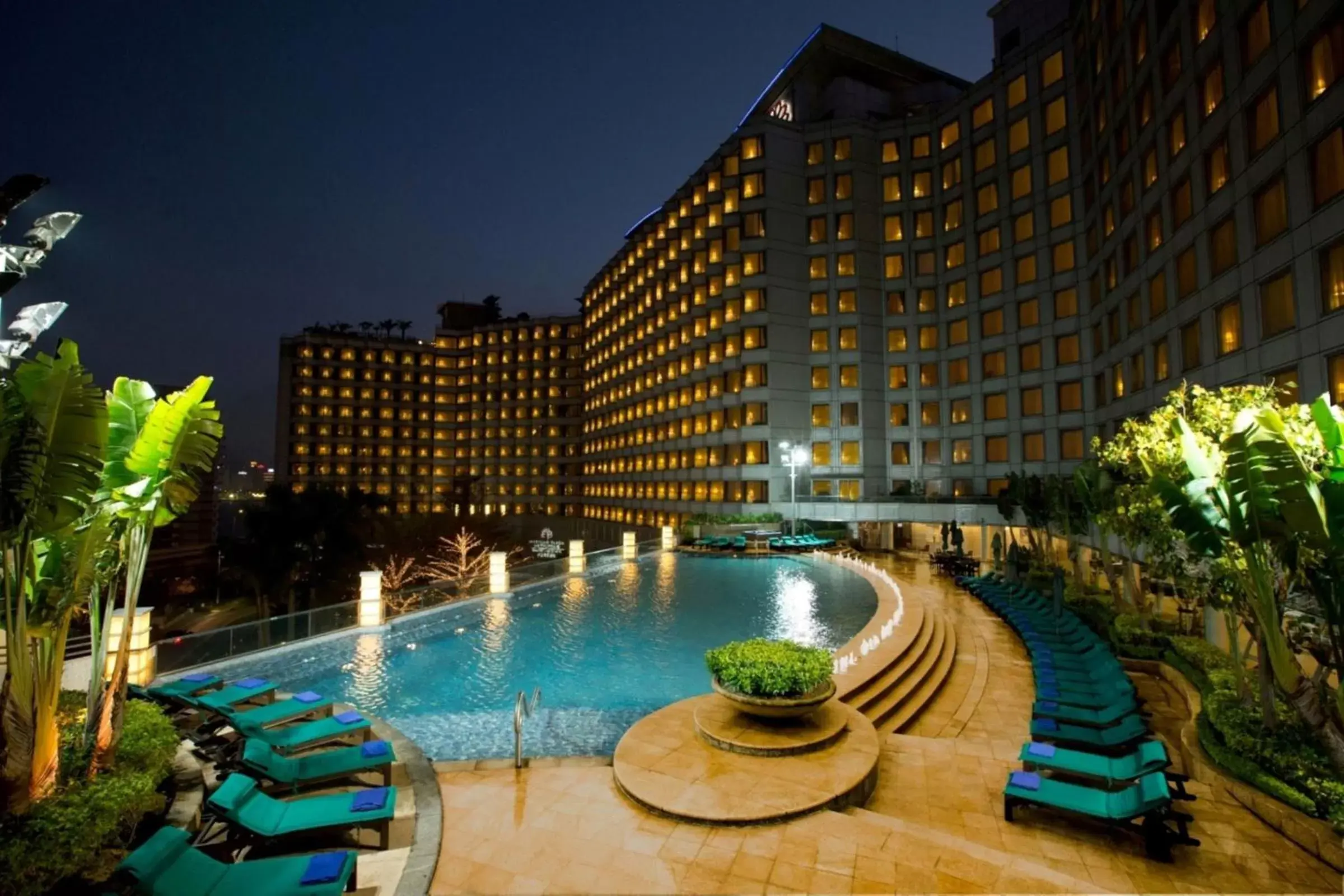 Pool view, Swimming Pool in Harbour Plaza Metropolis