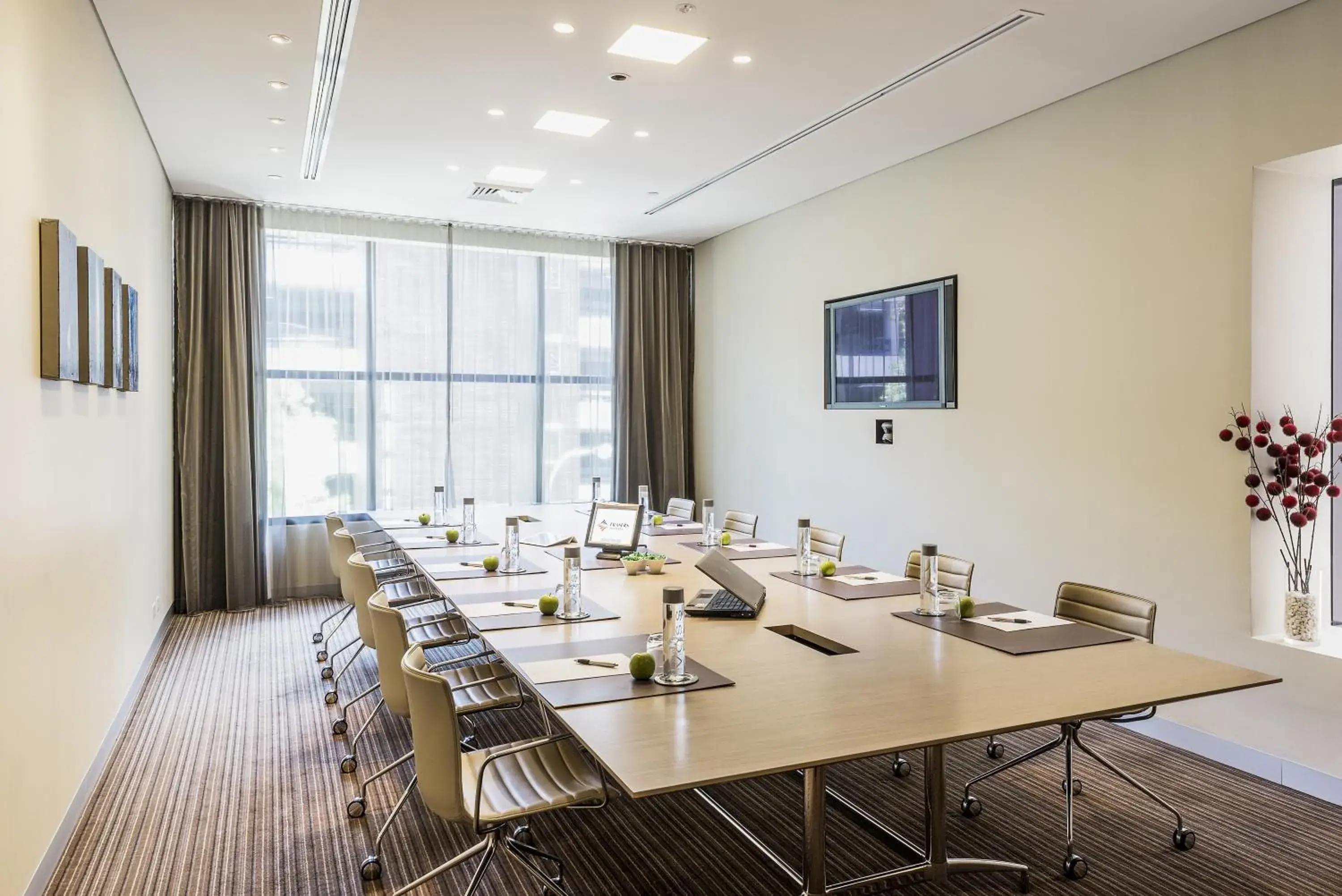 Business facilities in Fraser Suites Sydney