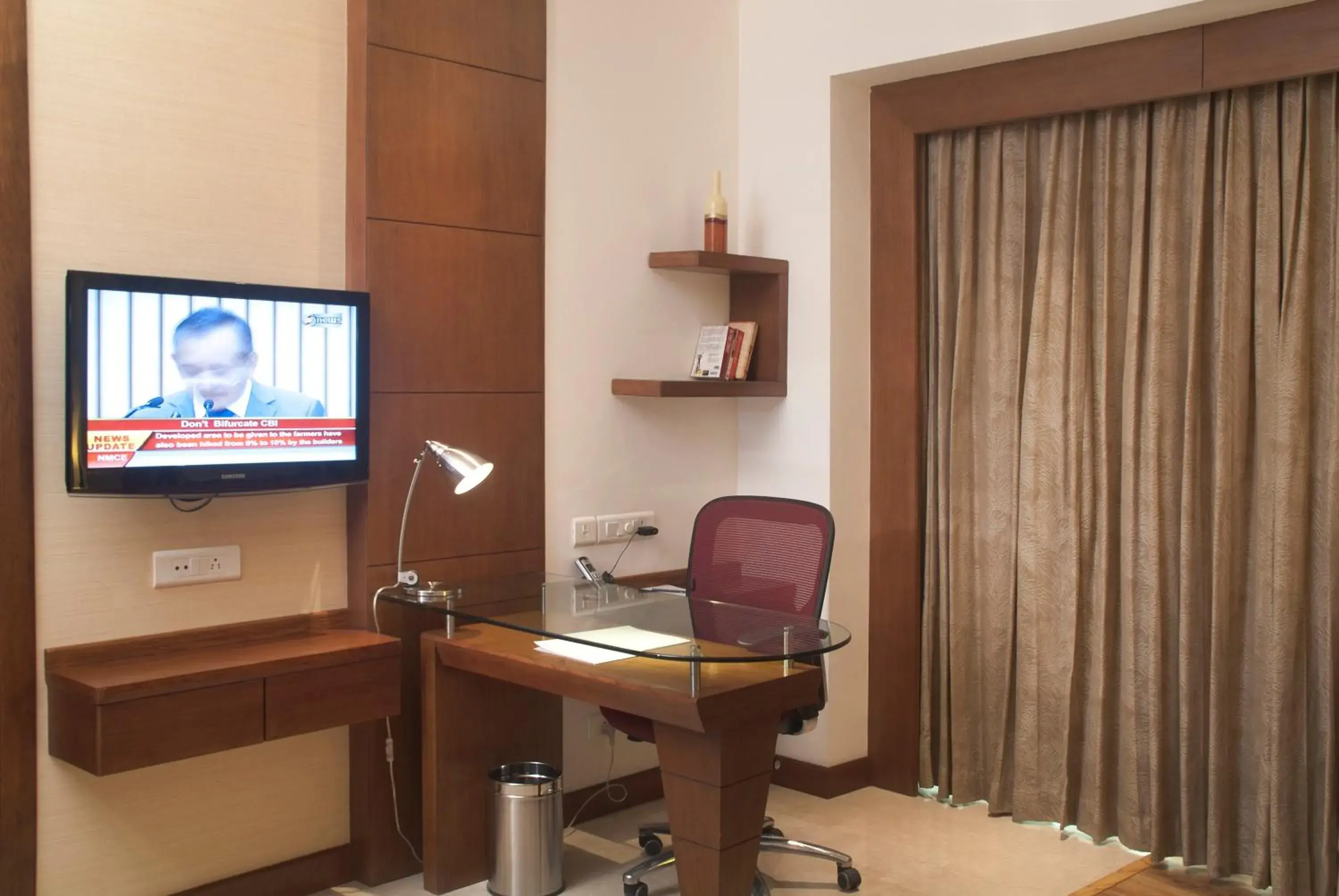 On site, TV/Entertainment Center in Savoy Suites Greater Noida