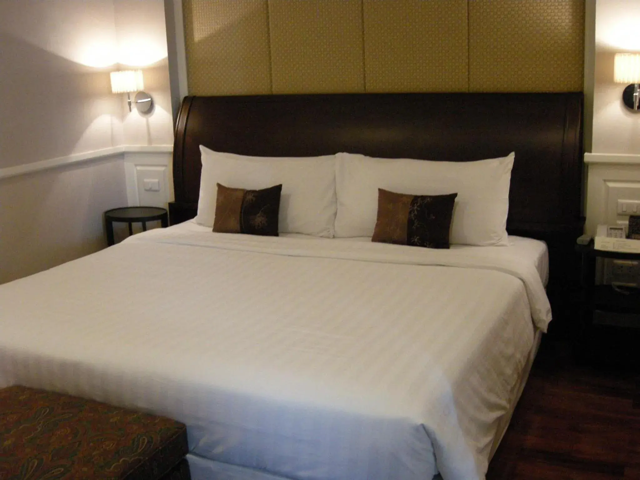 Bed in Aurum The River Place