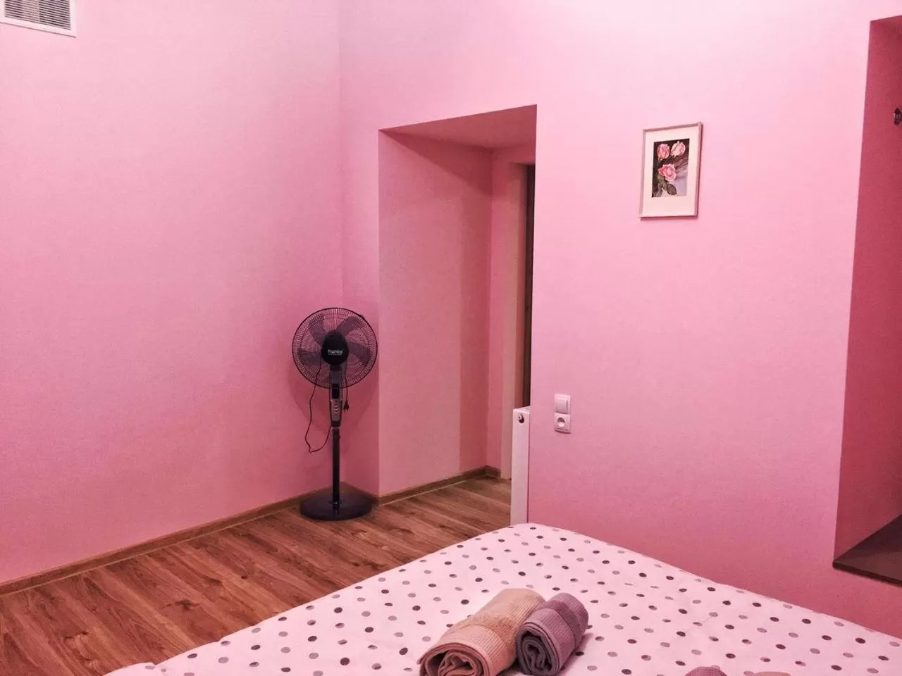 Photo of the whole room in Vercxli 24