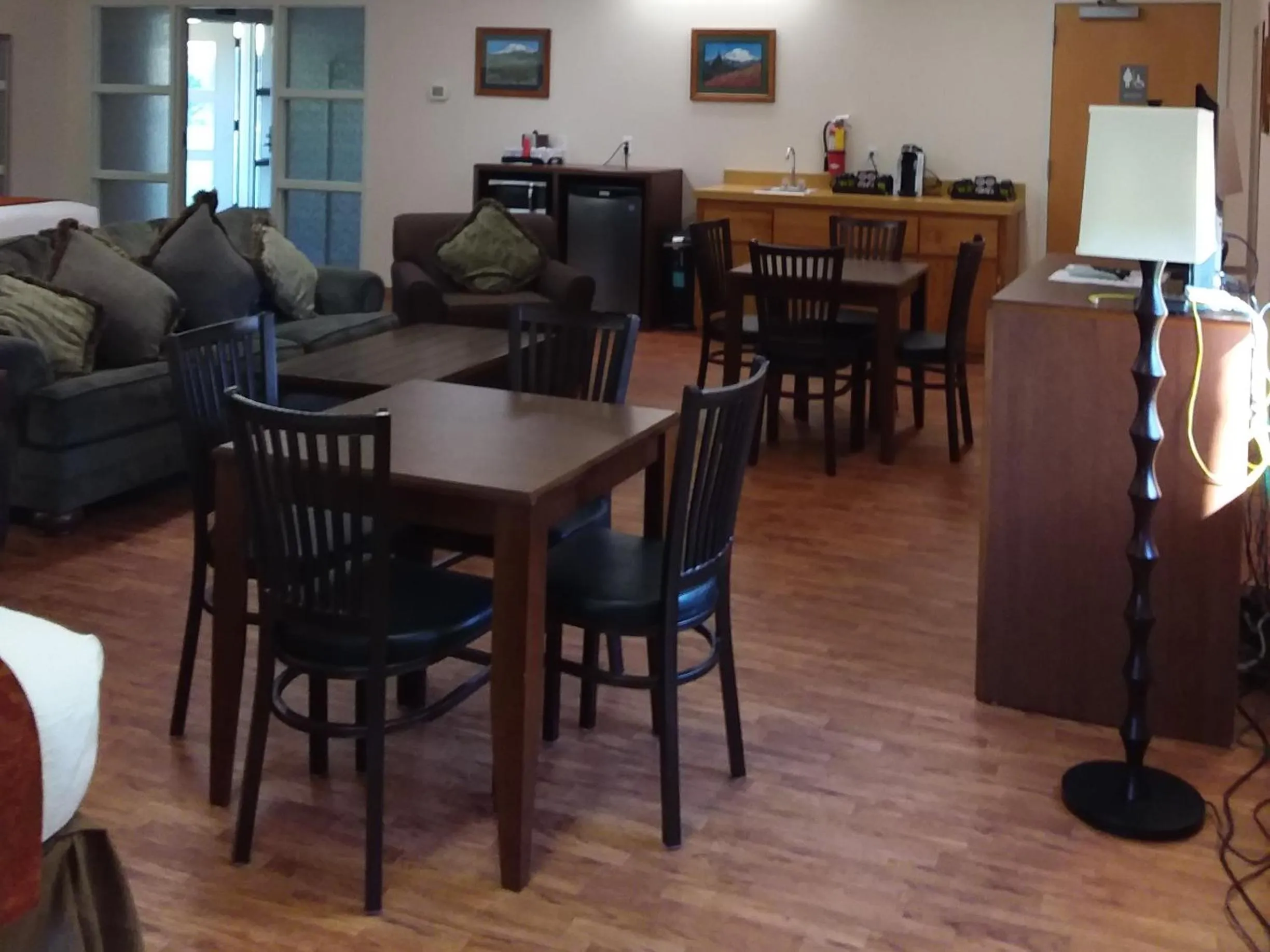 Bedroom in Nisqually Lodge