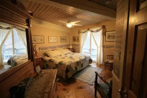 King or Twin Room in Stouffermill Bed & Breakfast King or Twin Room in Stouffermill Bed & Breakfast