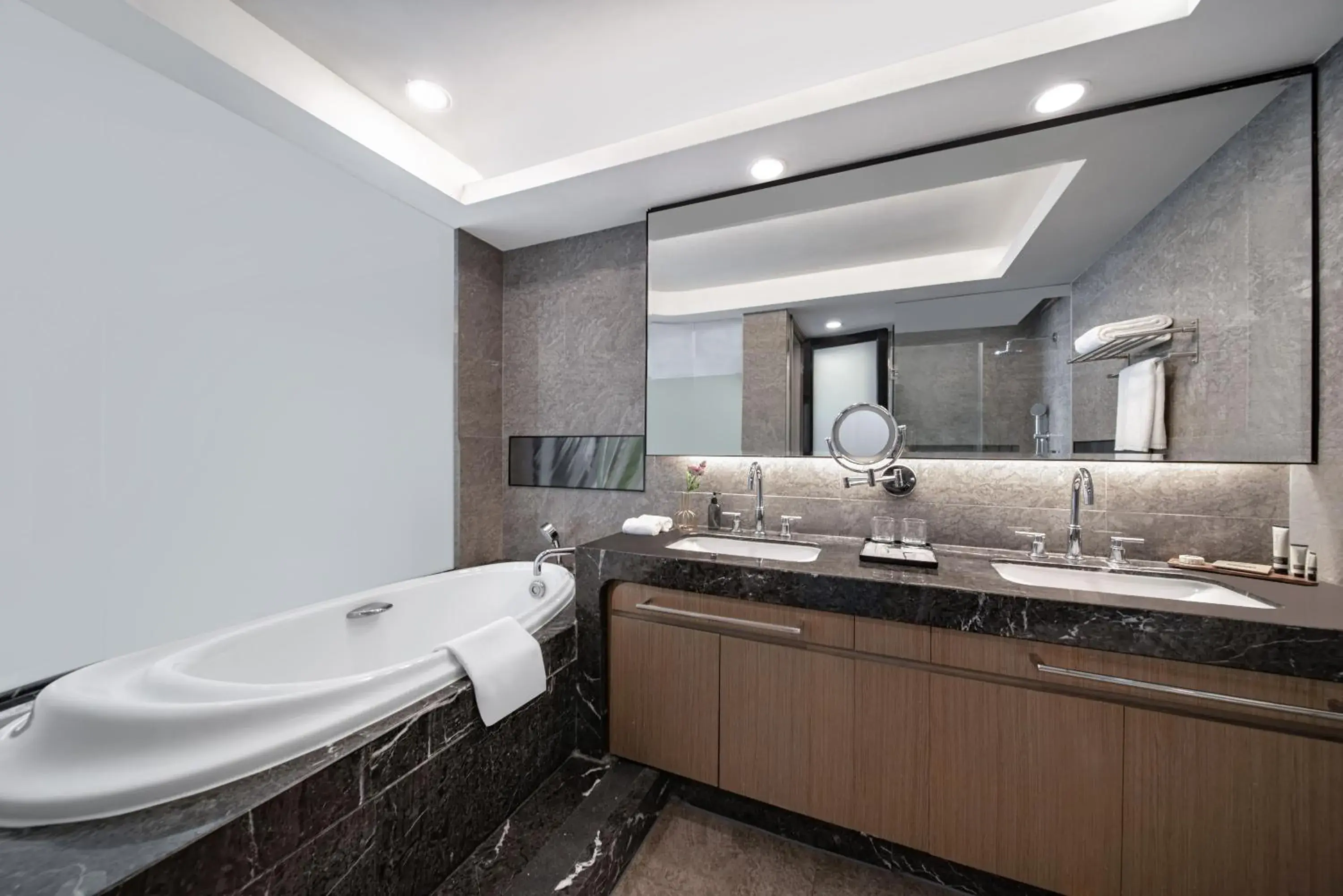 Bathroom in Ascott IFC Guangzhou Residence