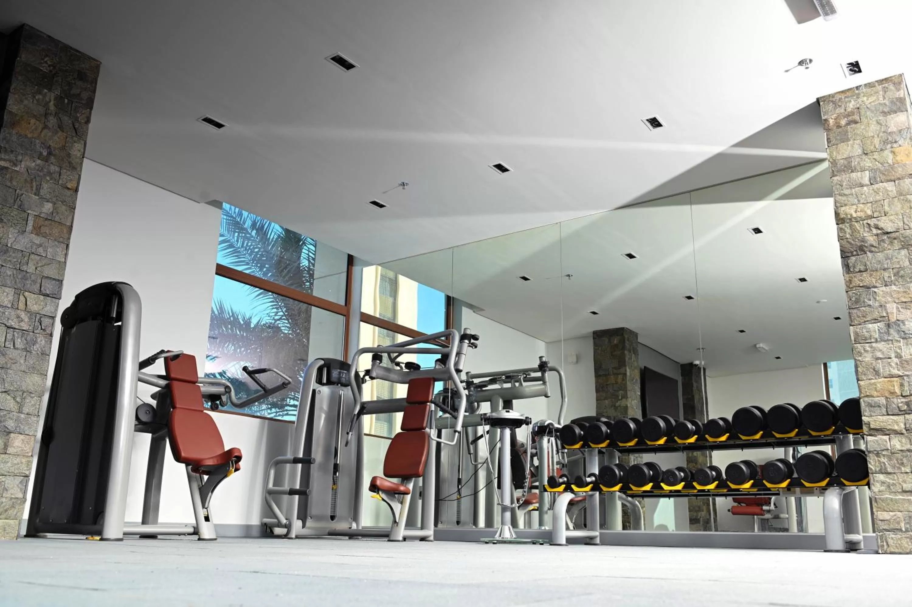 Fitness centre/facilities in Meshal Hotel