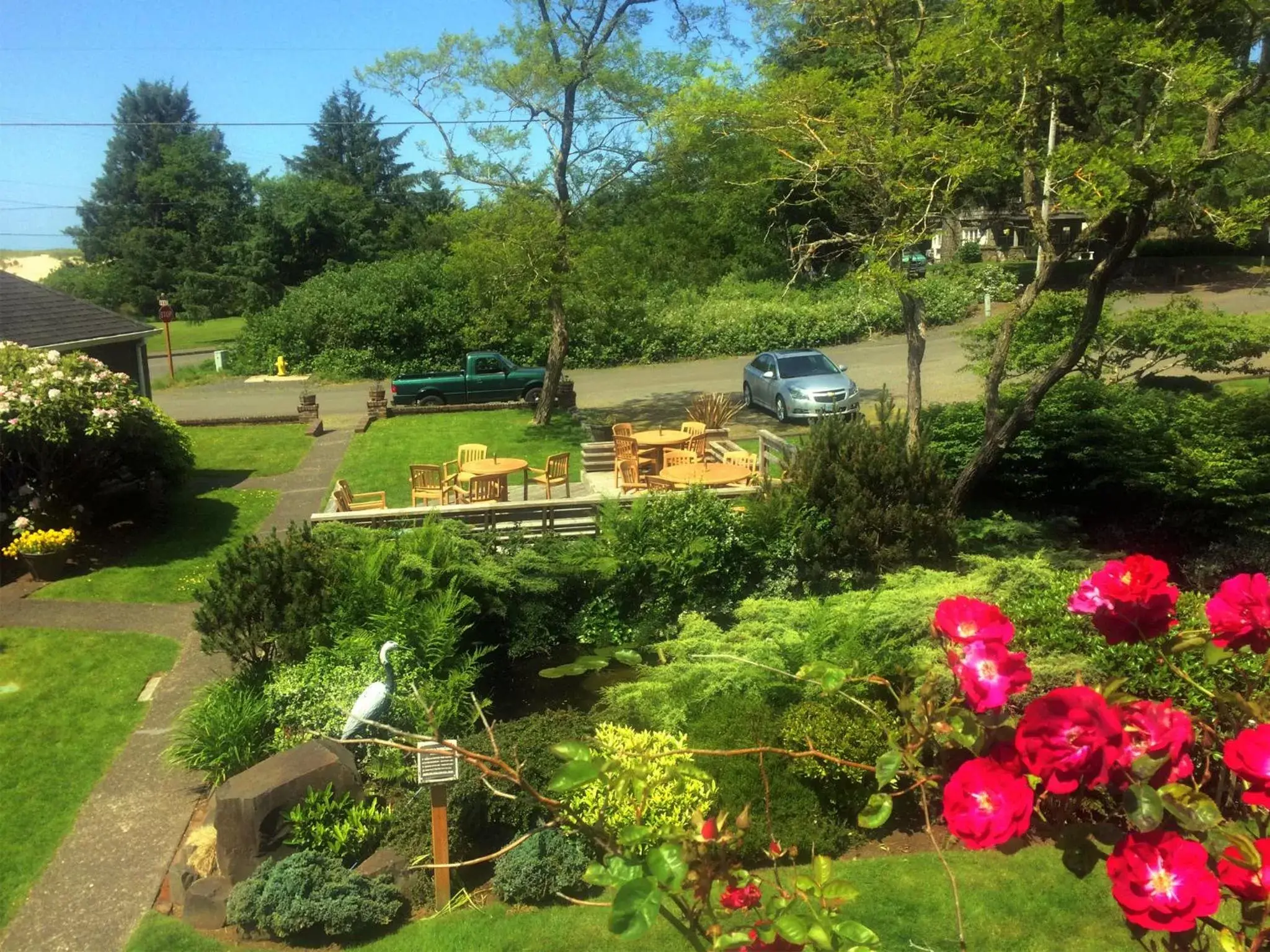 Garden in Ecola Creek Lodge