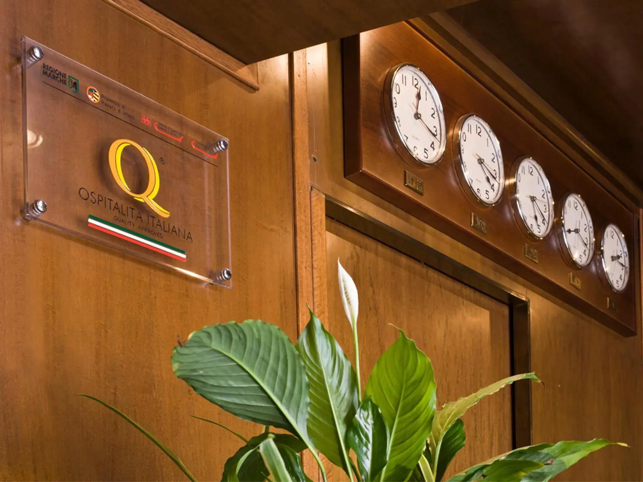 Decorative detail, Property Logo/Sign in Hotel Savoy