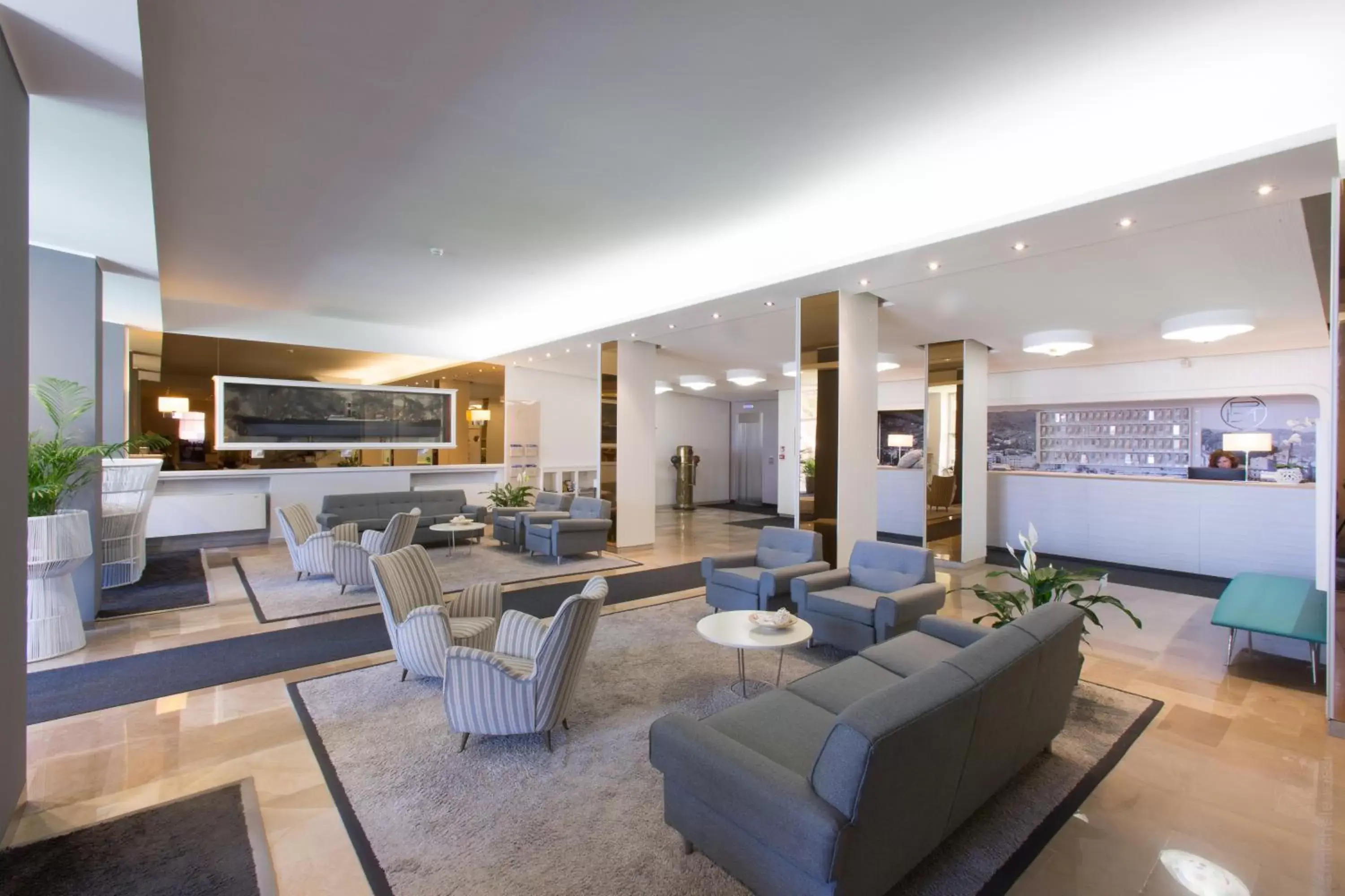 Lobby or reception, Lounge/Bar in B&B Hotels Park Hotel Suisse Santa Margherita Ligure