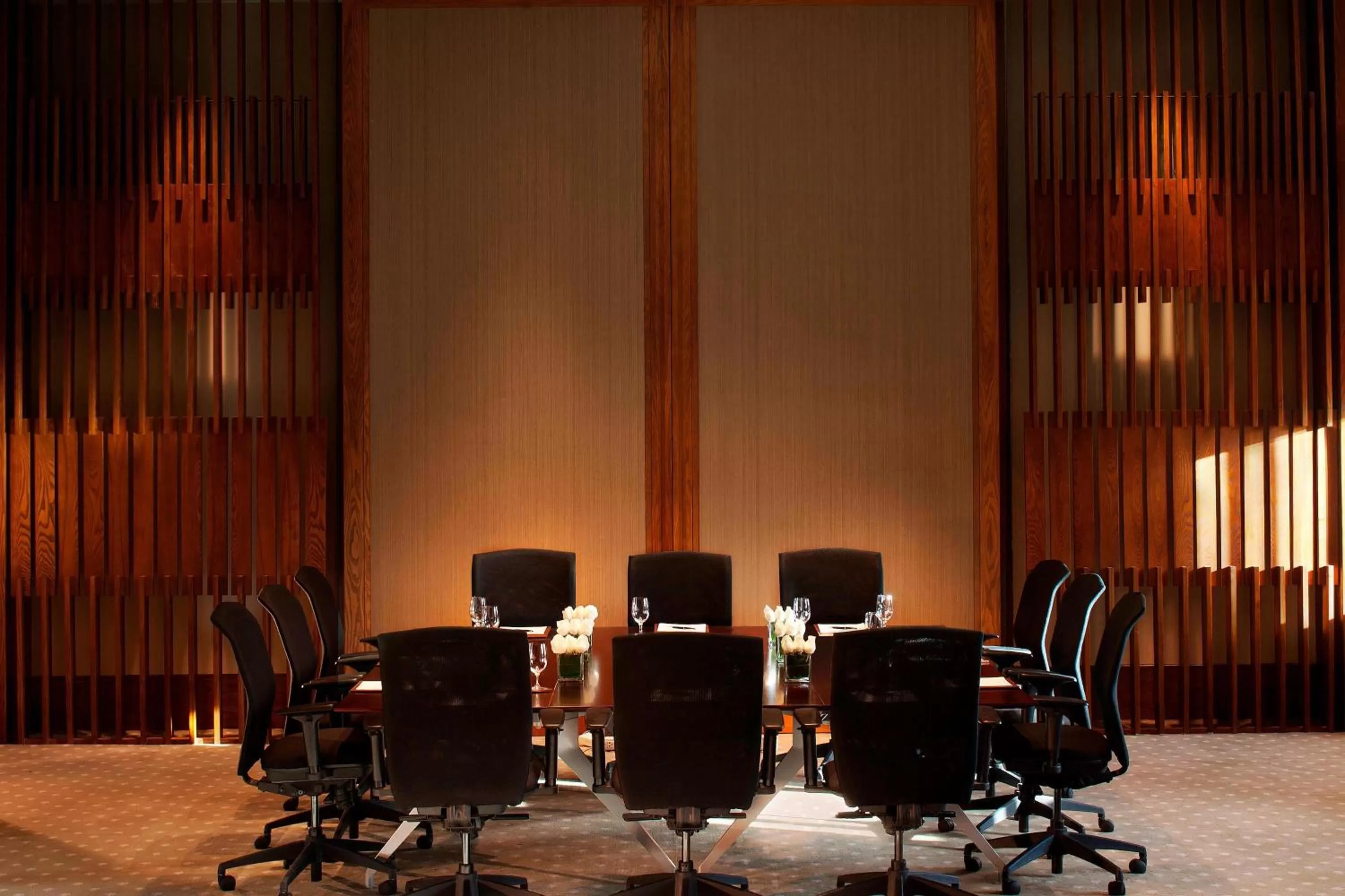 Meeting/conference room in The St. Regis Lhasa Resort