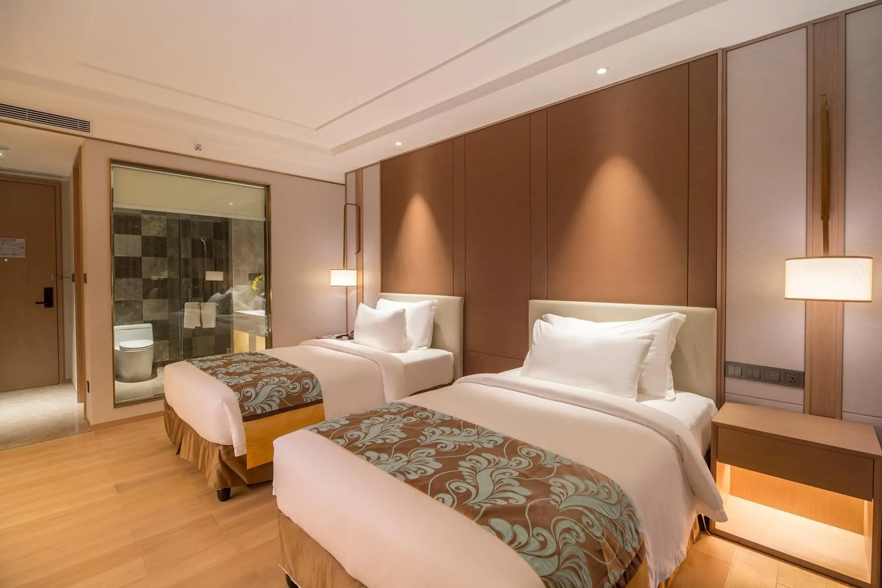 Large Twin Room in Sunshine Bay Hotel Large Twin Room in Sunshine Bay Hotel