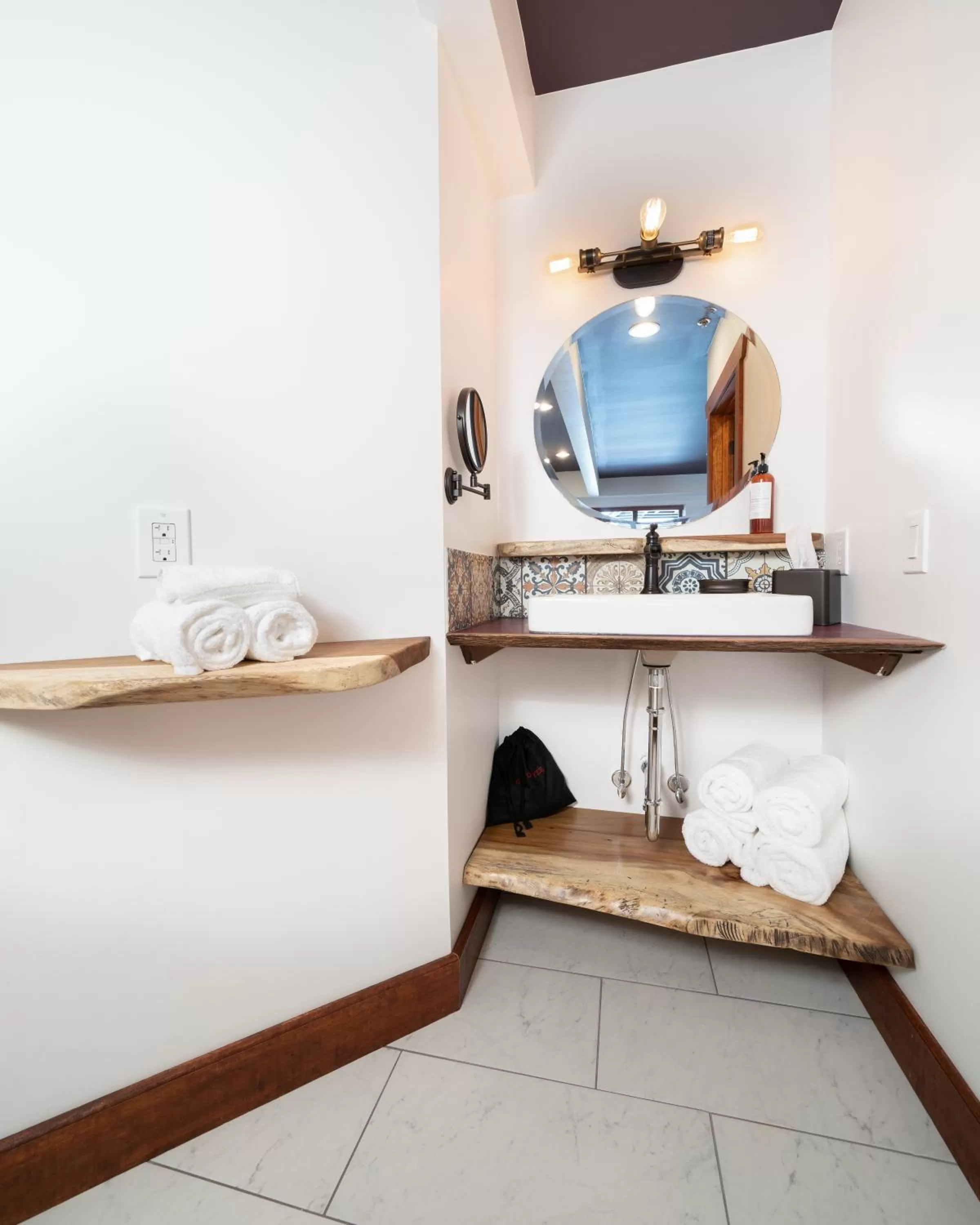 King Room in The Horton Hotel