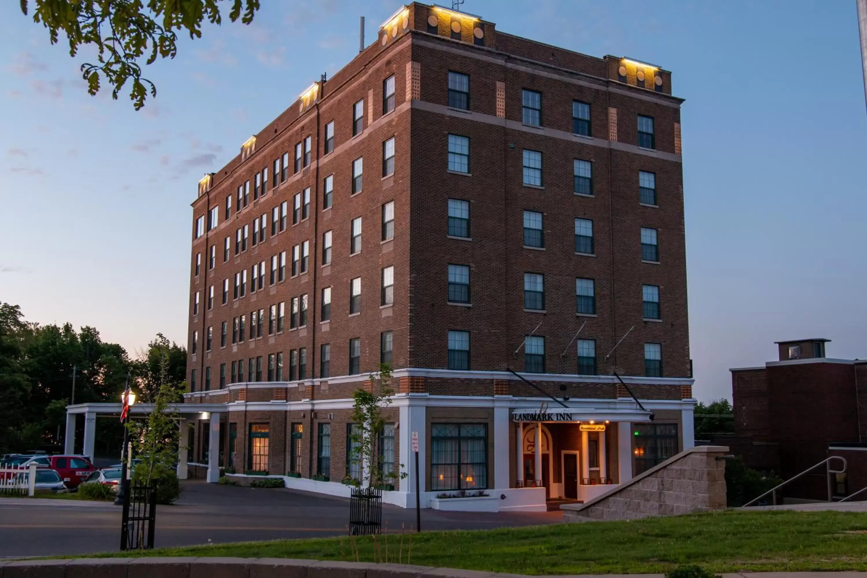 Property Building in Landmark Inn