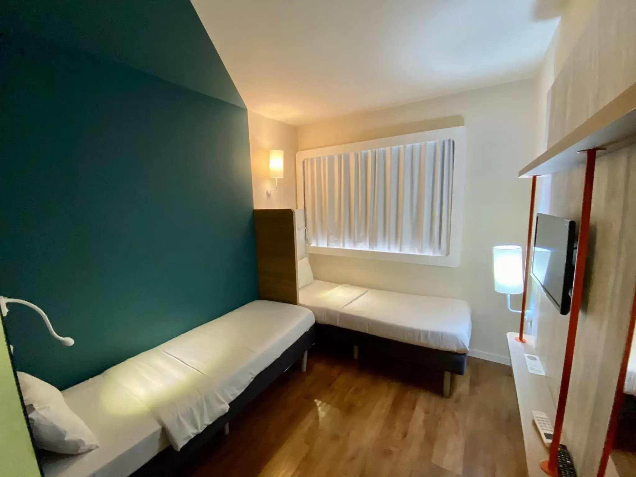 Bedroom, Bed in ibis budget Itaperuna