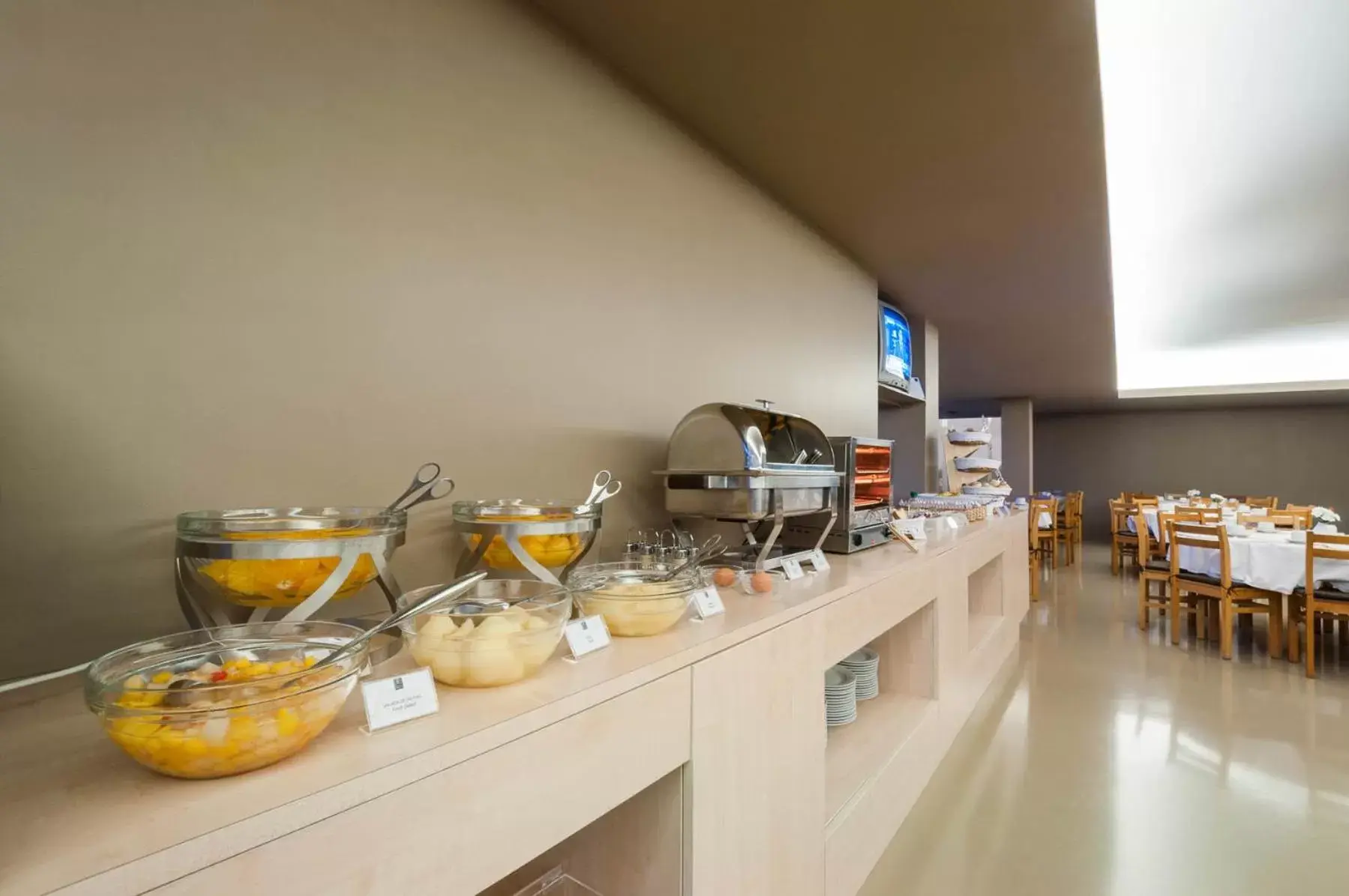 Buffet breakfast, Food in Hotel Fundador