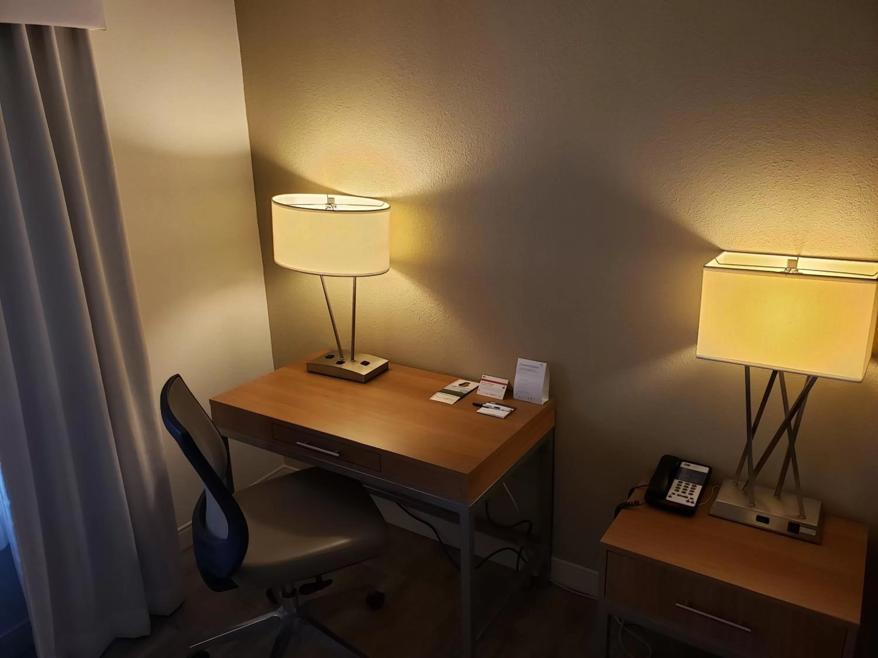 Photo of the whole room in Holiday Inn Express Hotel Pittsburgh-North/Harmarville by IHG