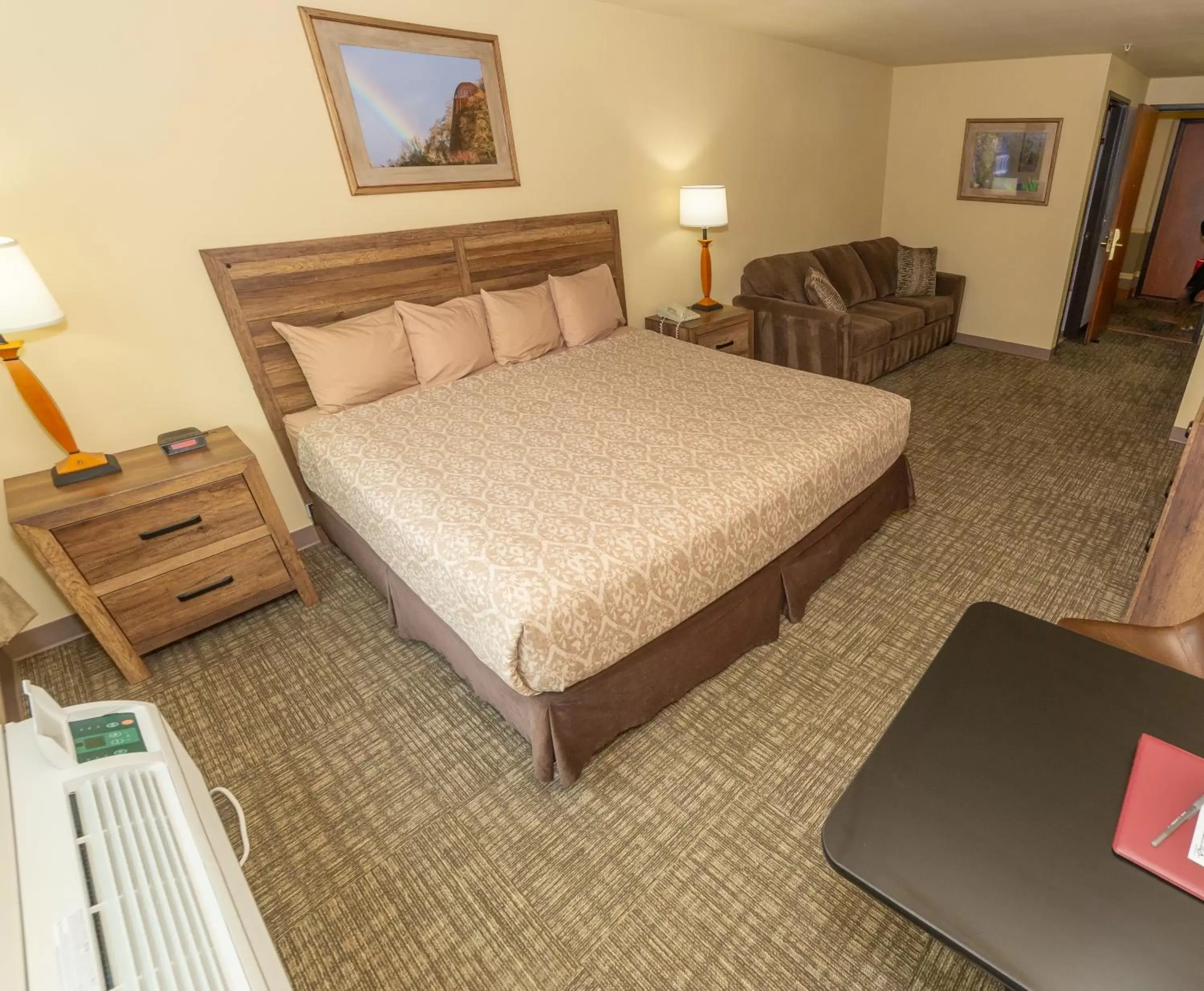 Bed in Clatskanie River Inn Bed in Clatskanie River Inn