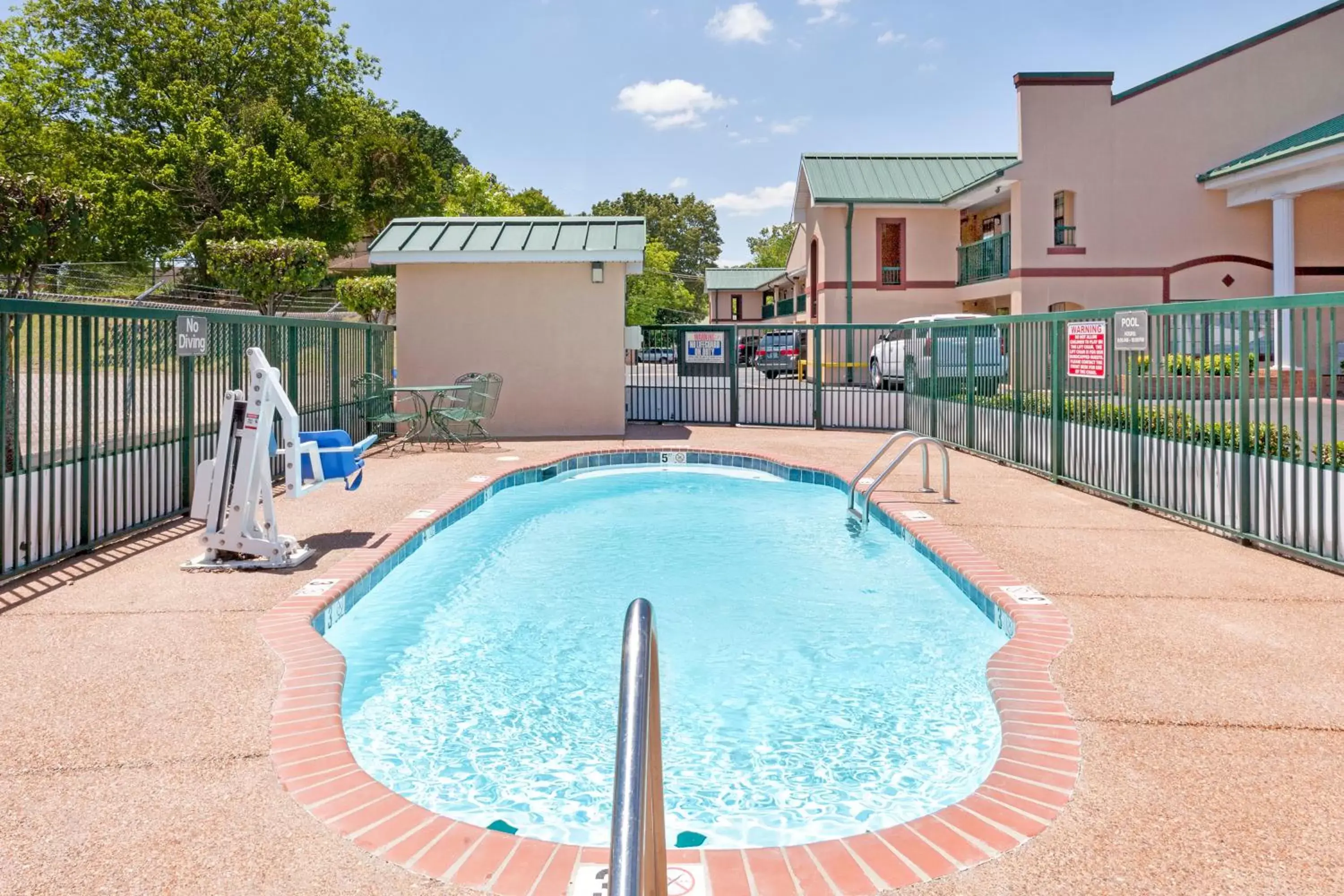 Swimming pool in Days Inn by Wyndham Lexington Swimming pool in Days Inn by Wyndham Lexington