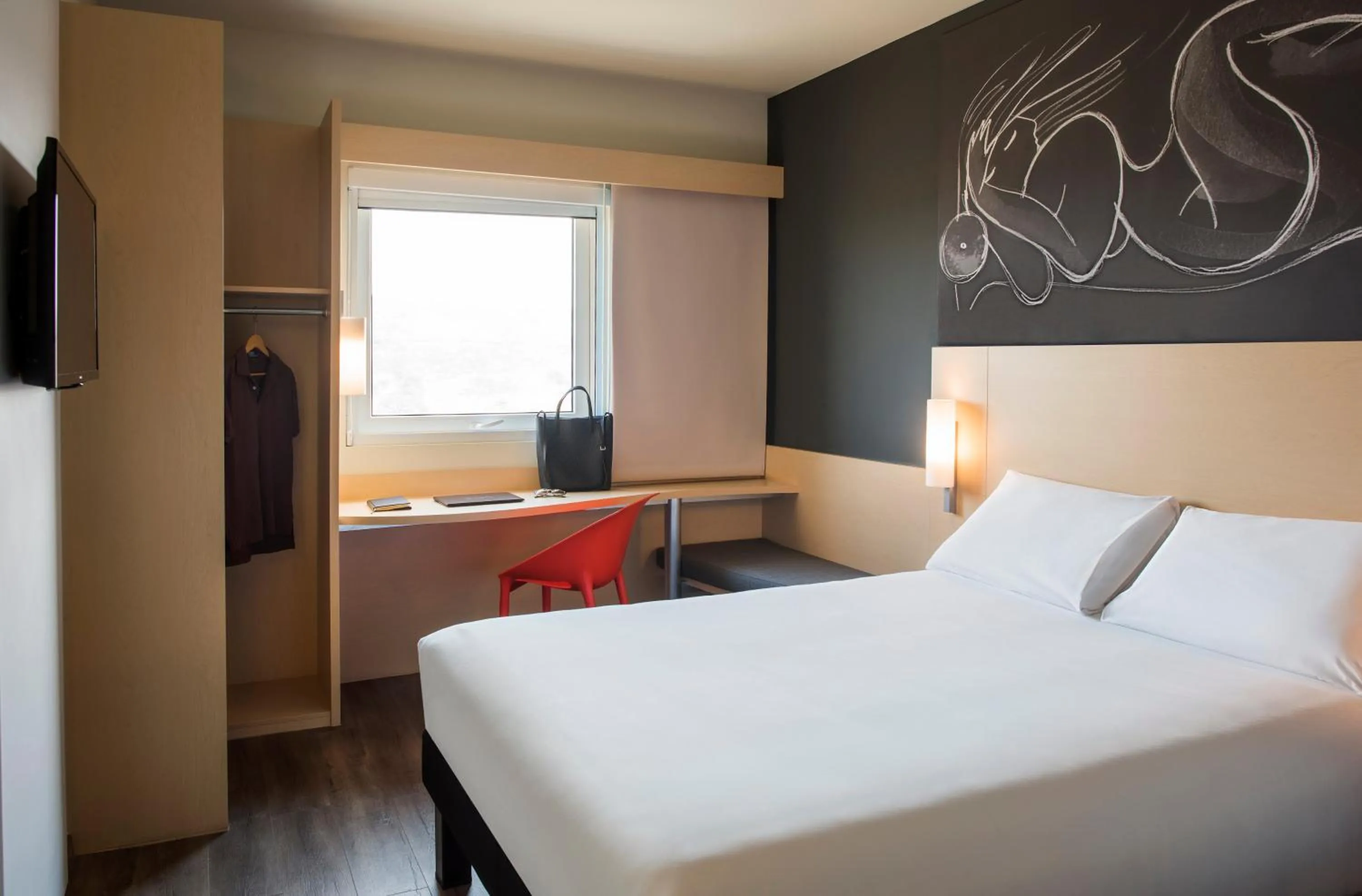 Bed in Ibis Irapuato