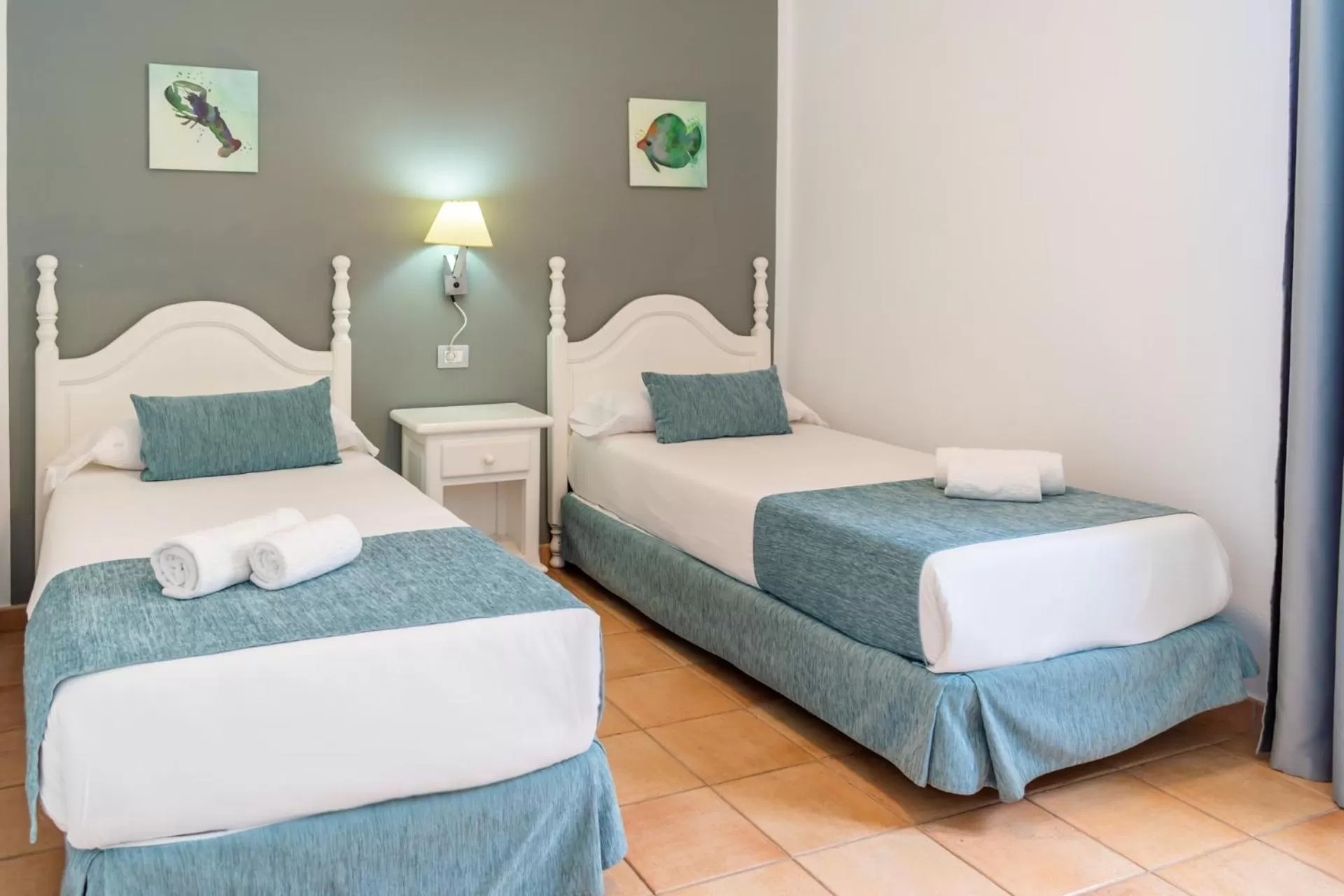 Bedroom, Bed in Hyde Park Lane