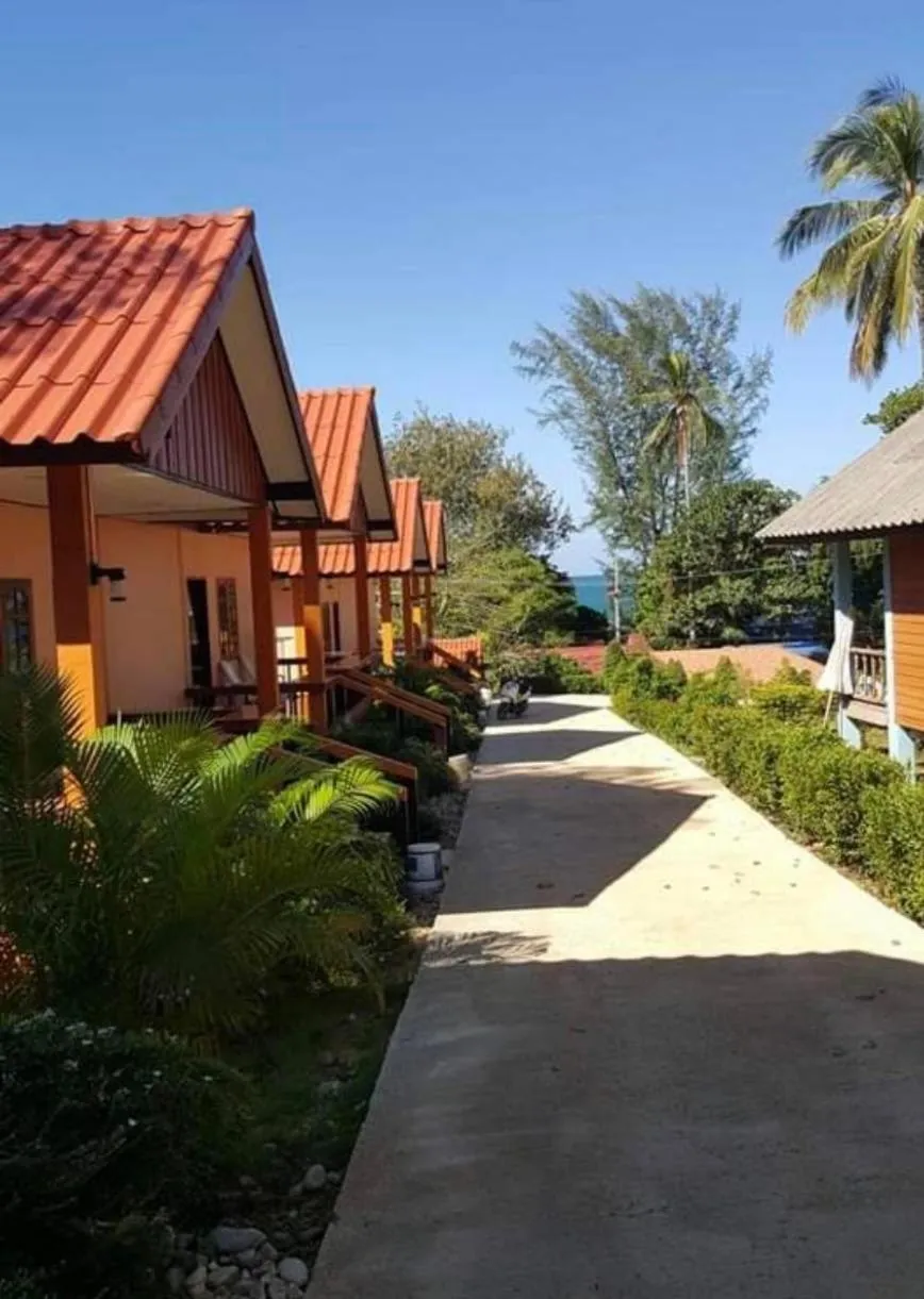 Lanta Paradise Beach Resort