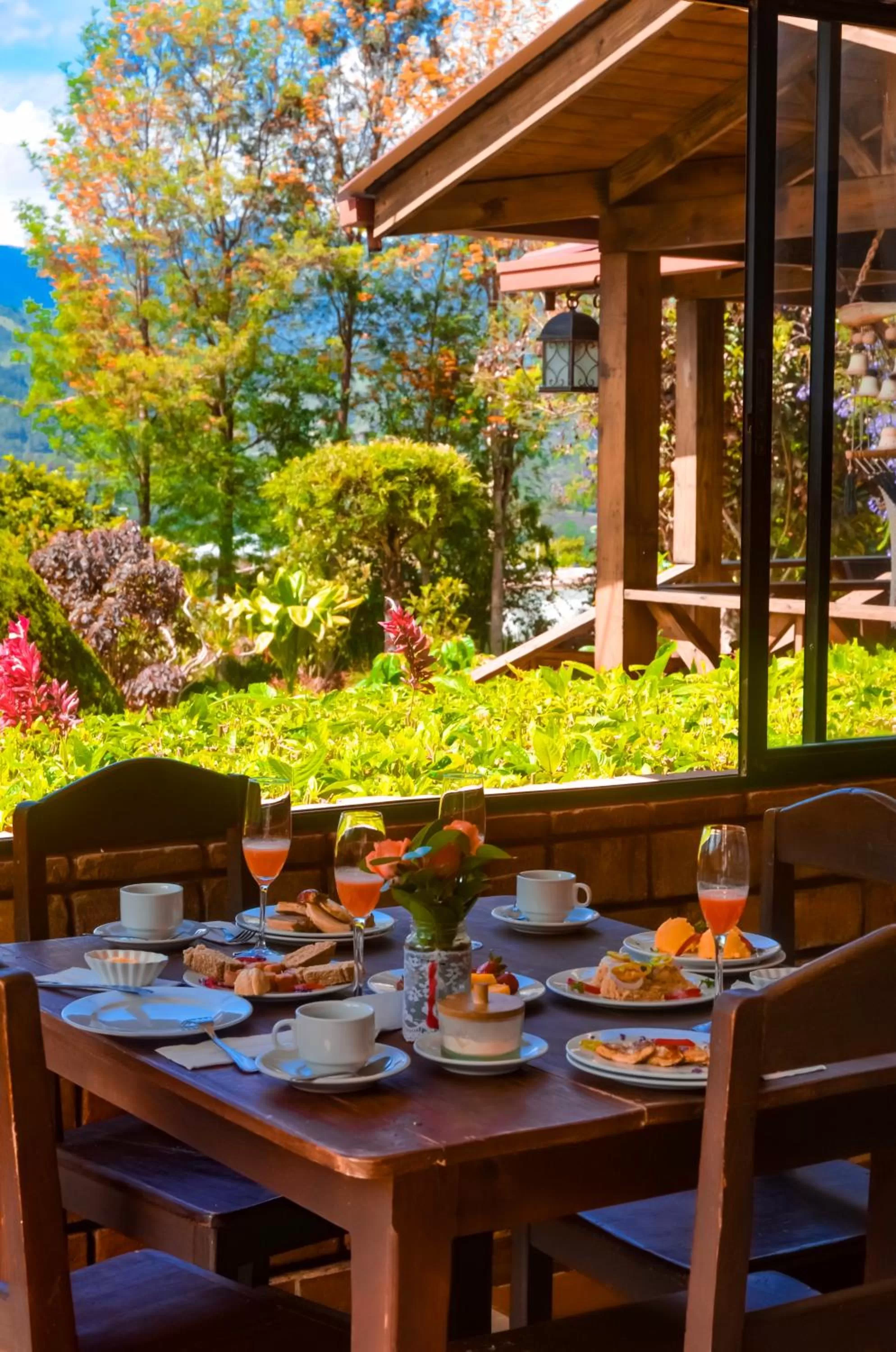 Breakfast in Hotel Rancho Constanza & Cabañas de la Montaña